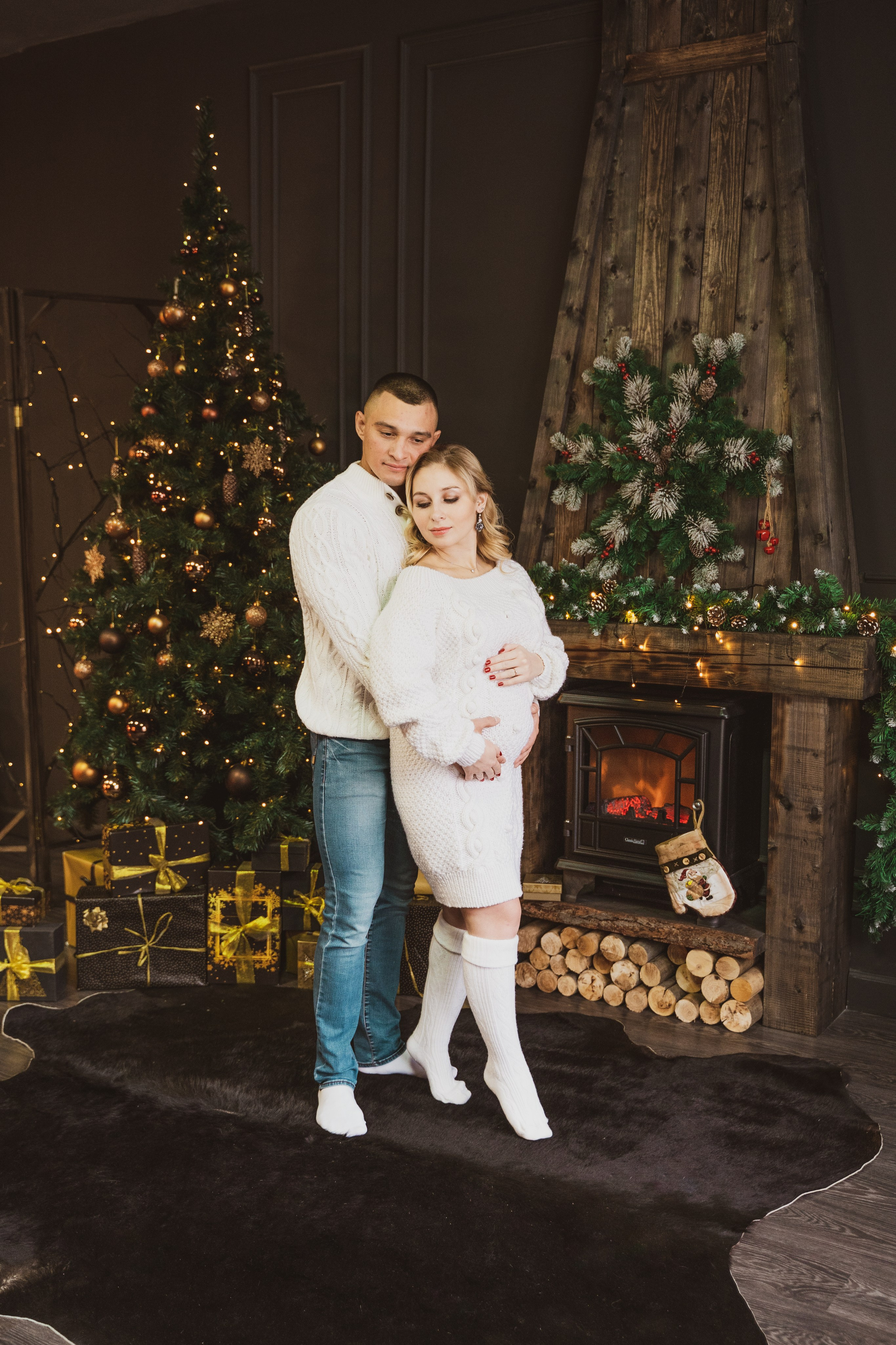 Новогодняя фотосессия беременности в студии. Анна и Кирилл. Свадебный и репортажный фотограф в Уфе| Осетрова Ольга
