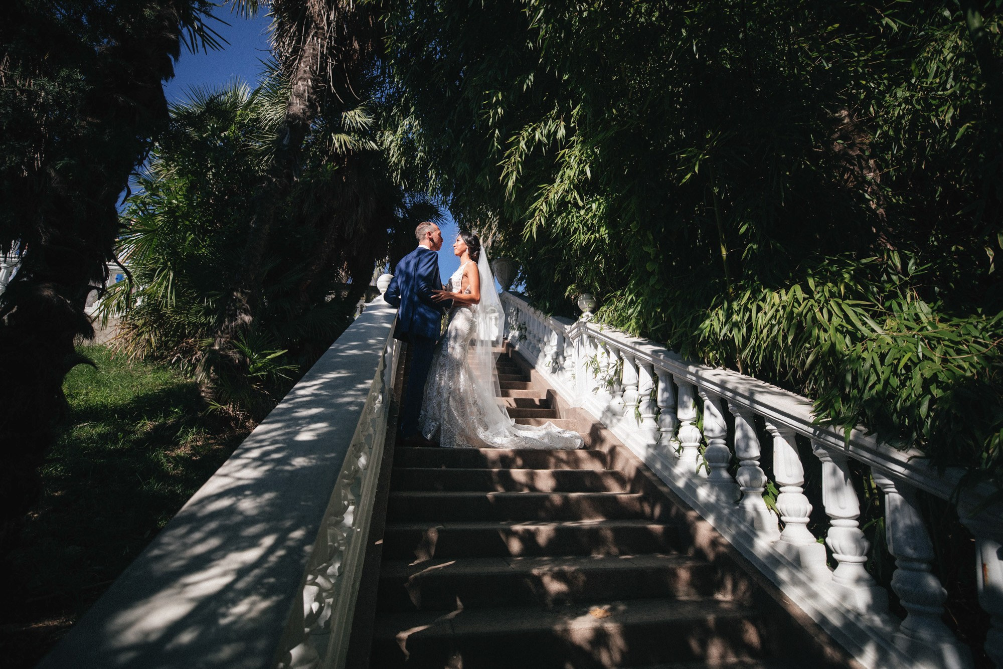 Свадебная фотосессия на вилле в Сочи. Свадебный, репортажный фотограф Дмитрий Макарченко