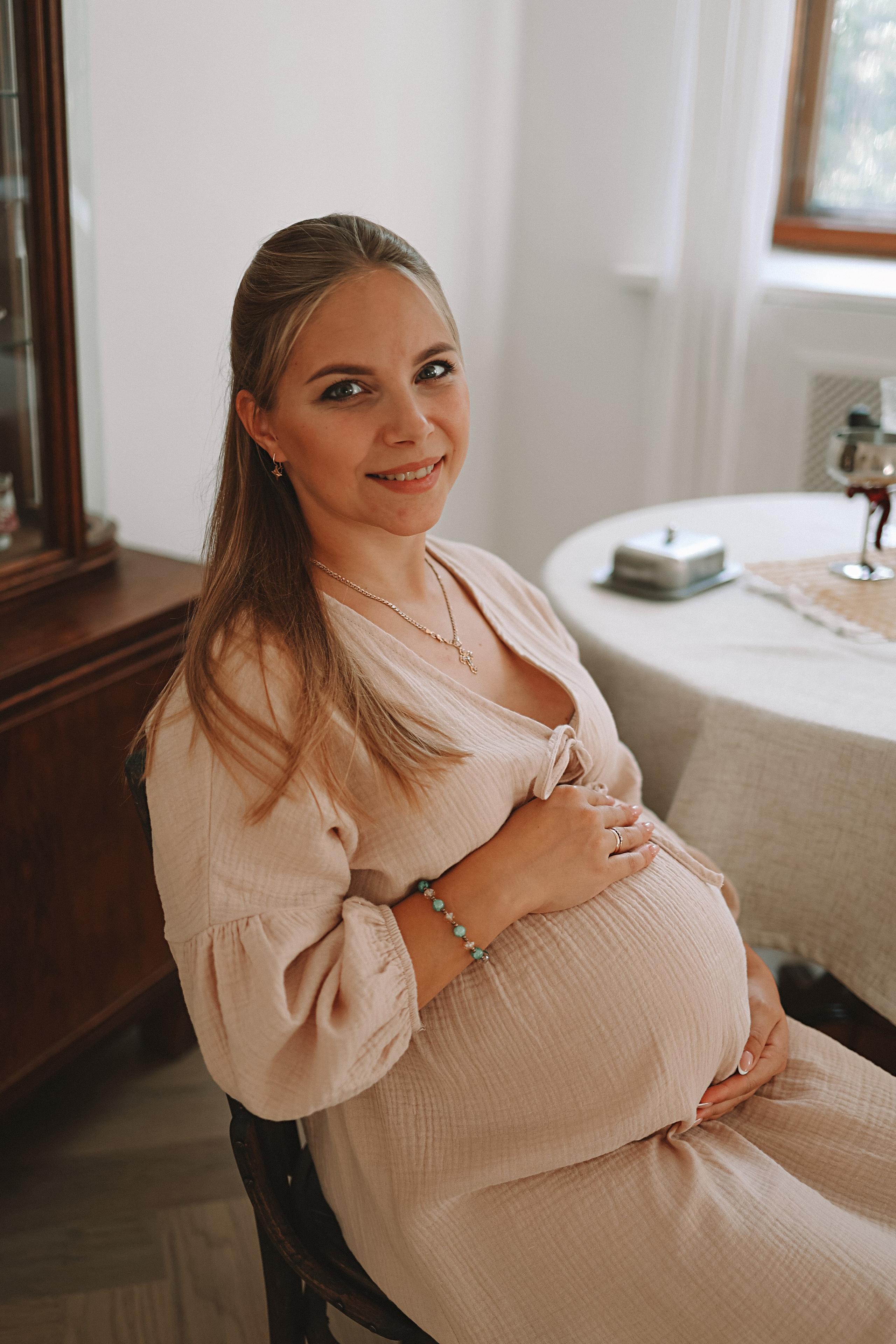 Квартира (беременность). Семейный фотограф Тюмень, фотограф на роды Салмина Мария