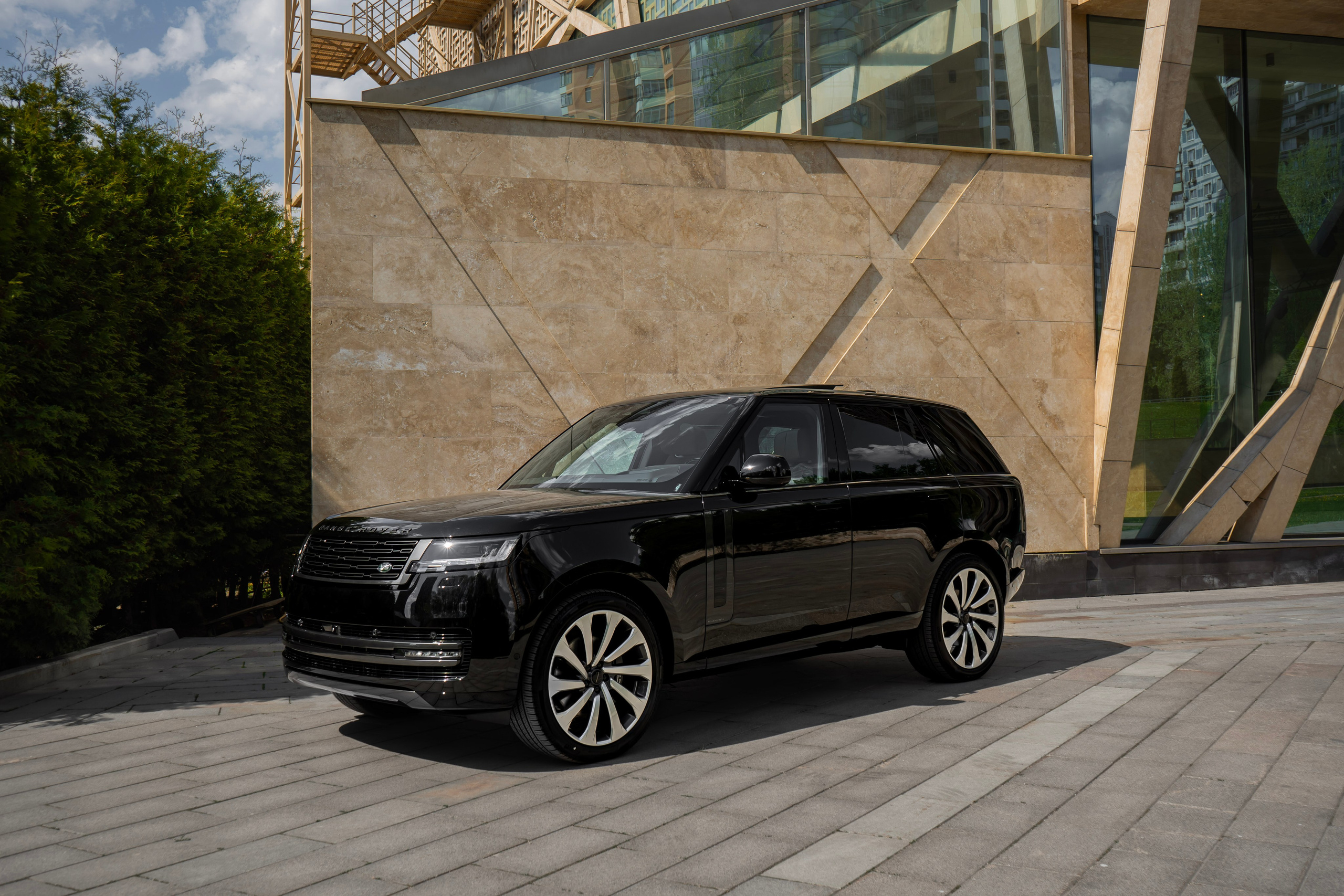 Range Rover P530