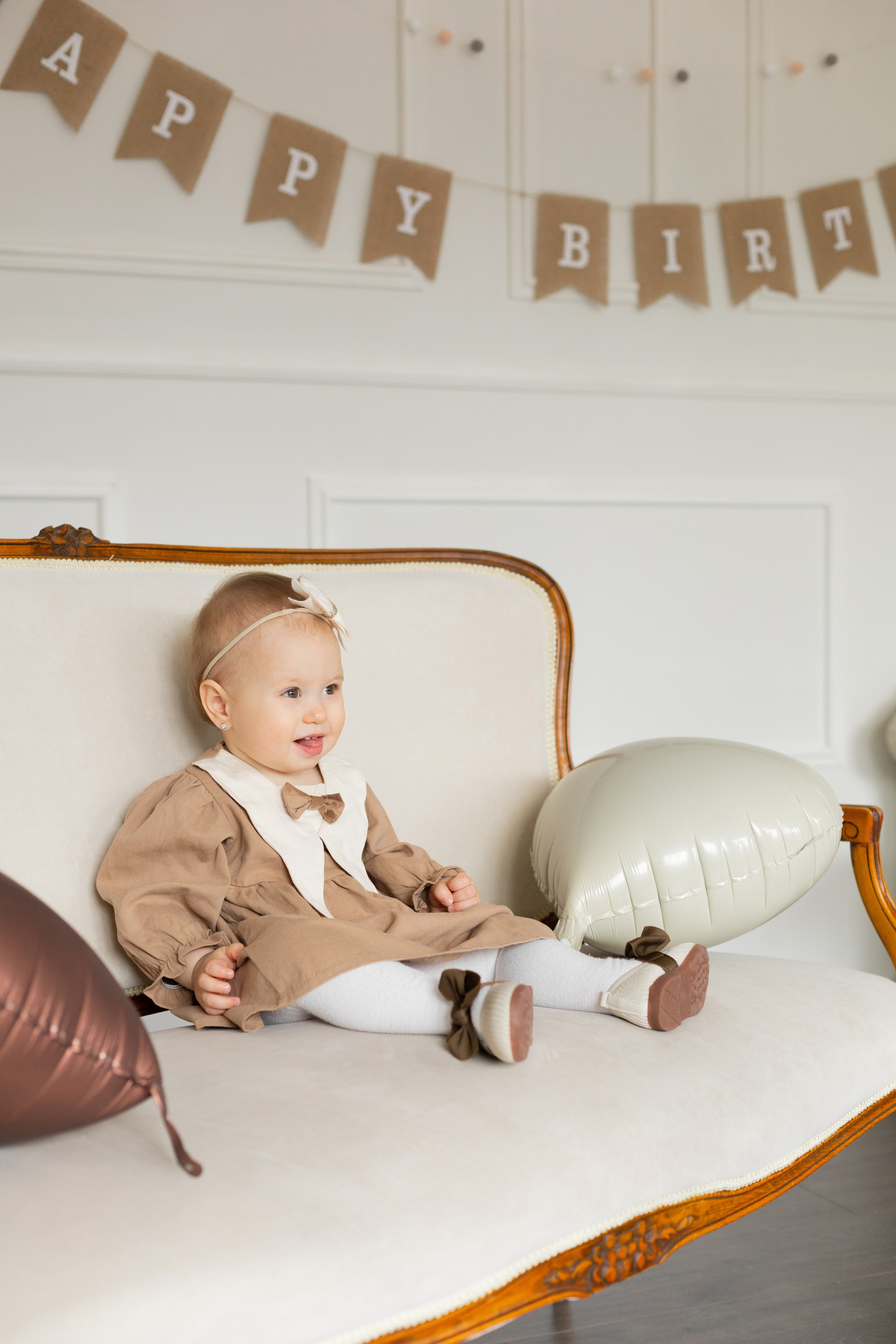 Годик в студии. Свадебный и семейный фотограф в городе Россошь и Воронежской области