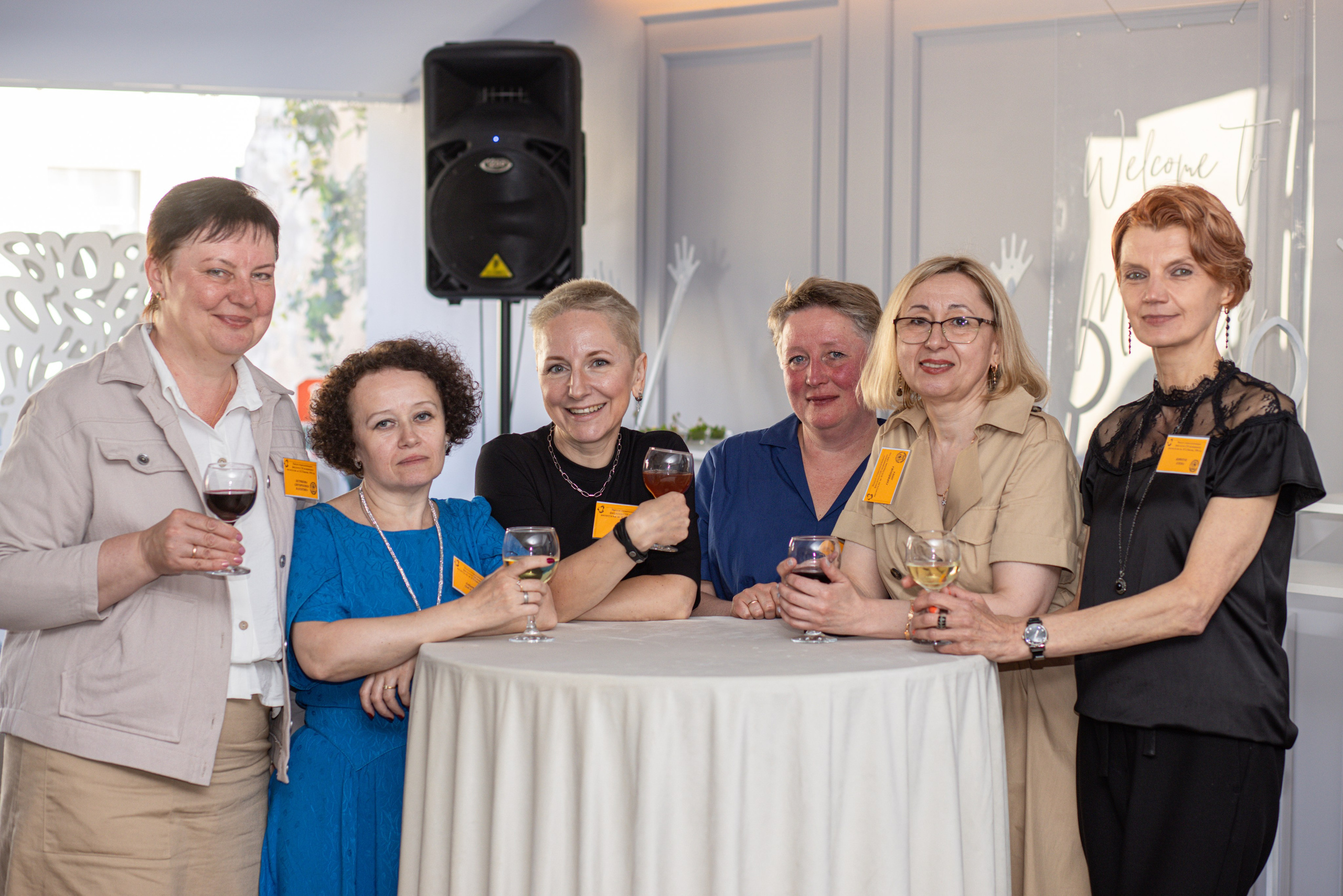 Встреча выпускников. Стоматологи СПб. Семейный фотограф в Вышнем Волочке — Ульяна Иванова | Фотосессии для всей семьи