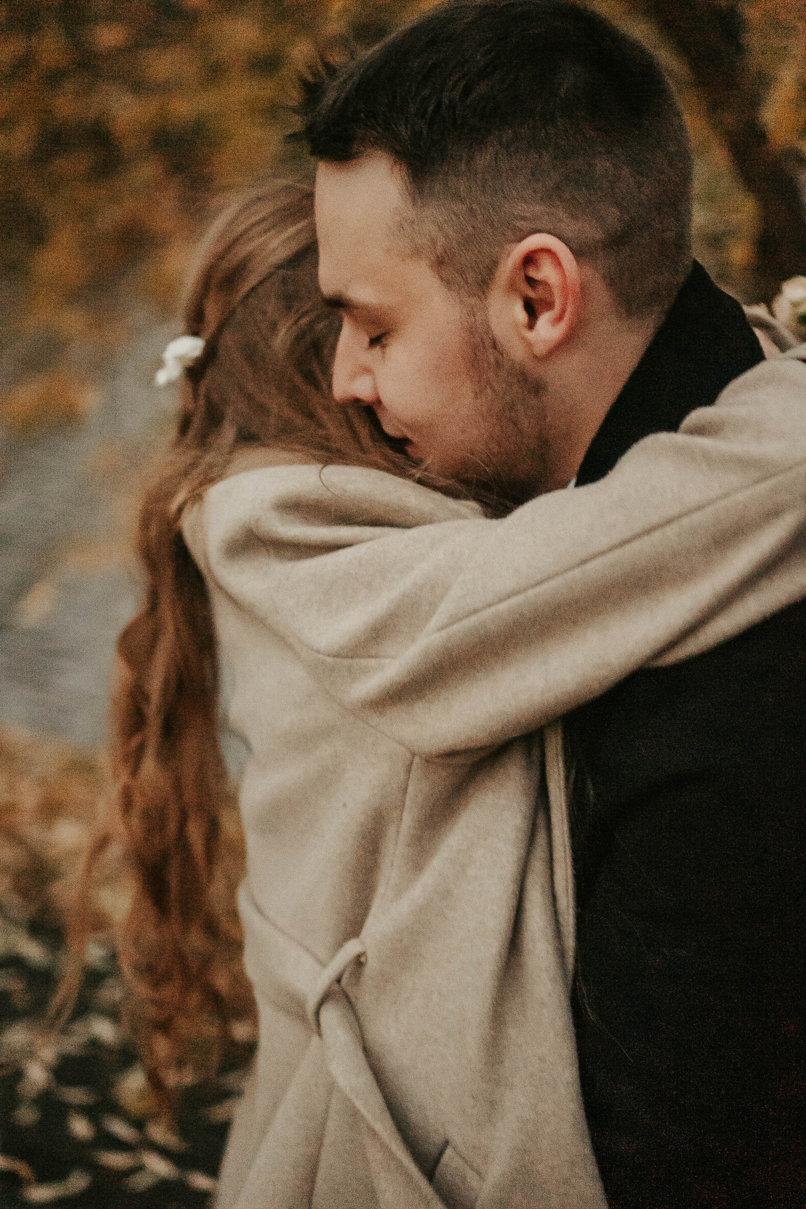 Осенью быстро темнеет