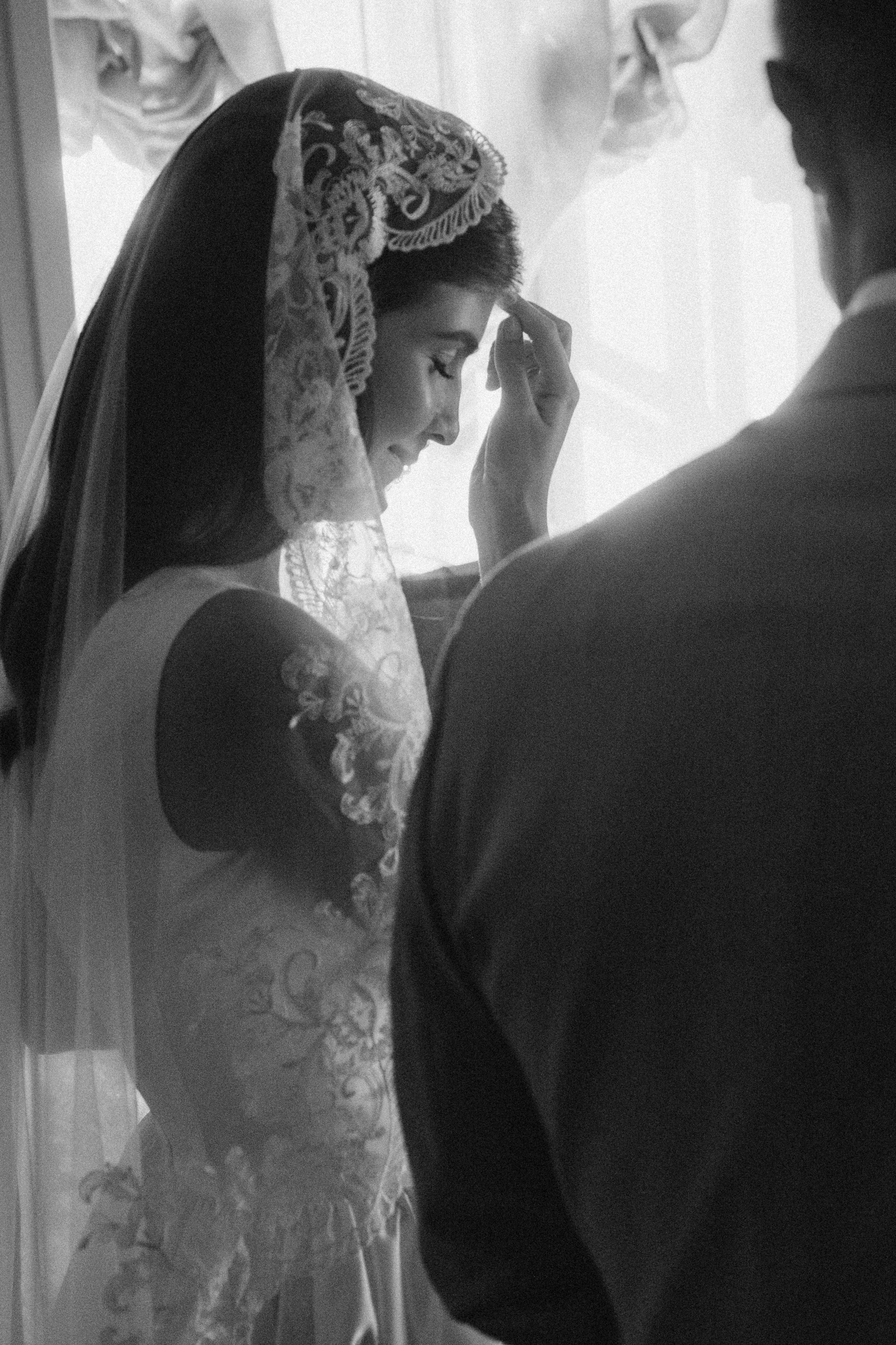 Свадьба в замке. Свадебный фотограф Таня Караисаева