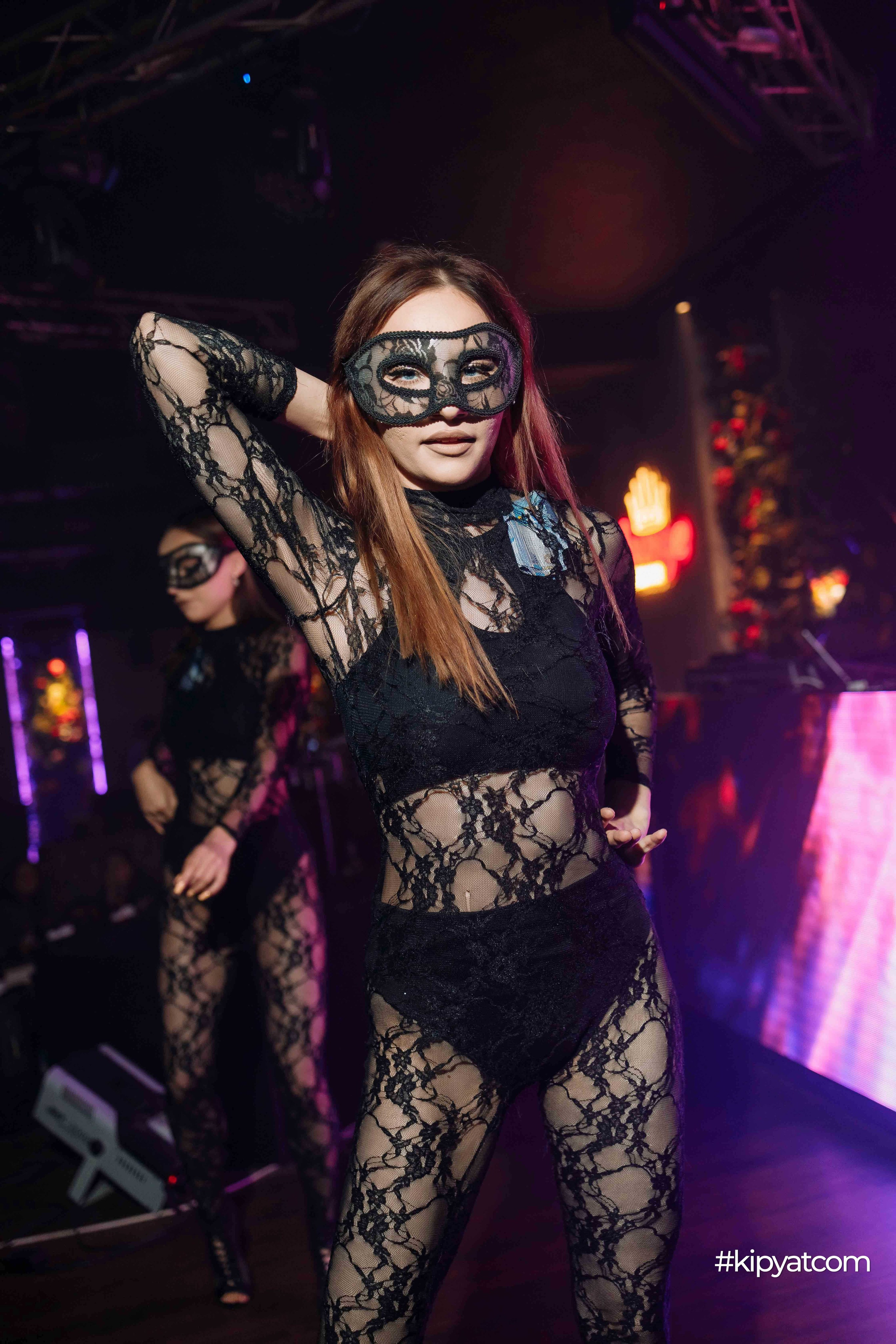 The Queen Prive. Кипятком Шымкент