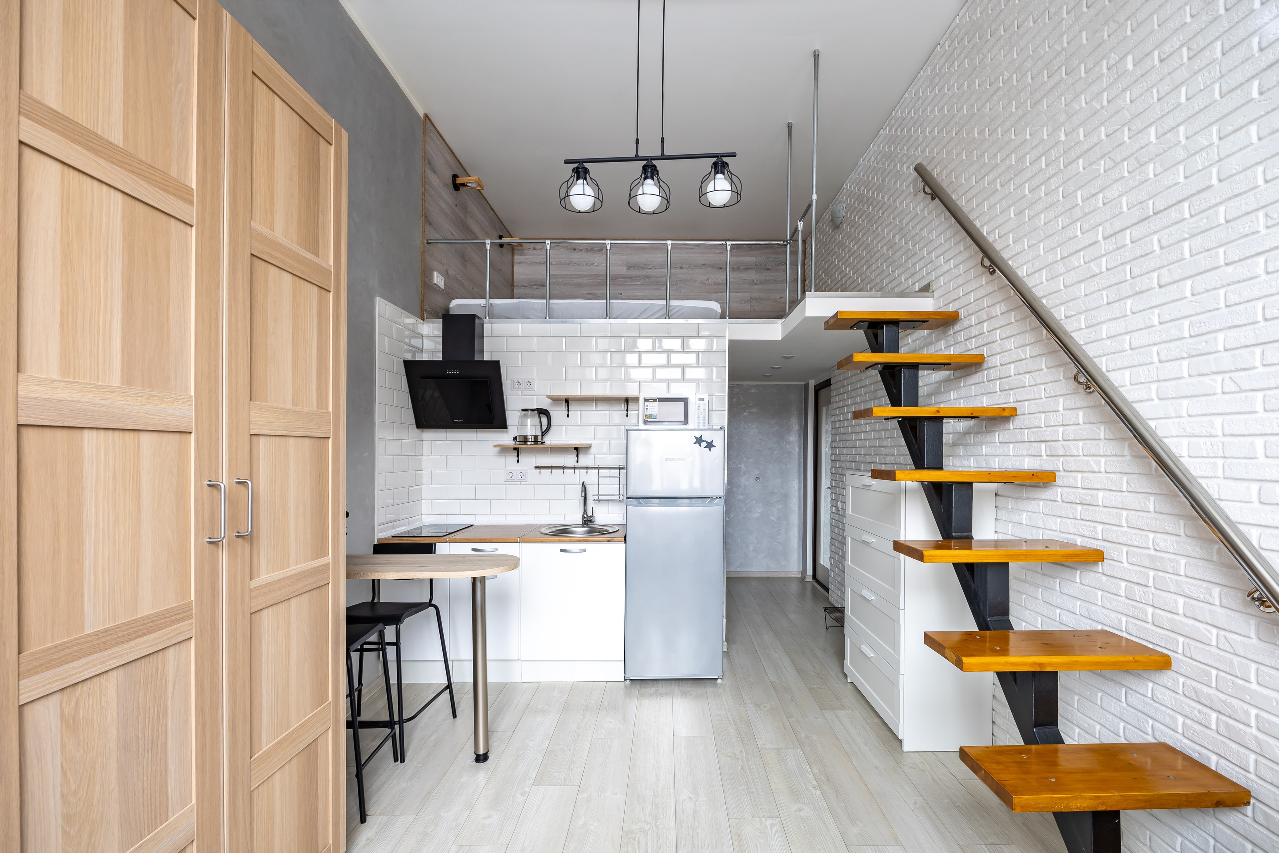 Двухуровневая студия для аренды. Интерьерный фотограф в Москве Сергей Чекмезов