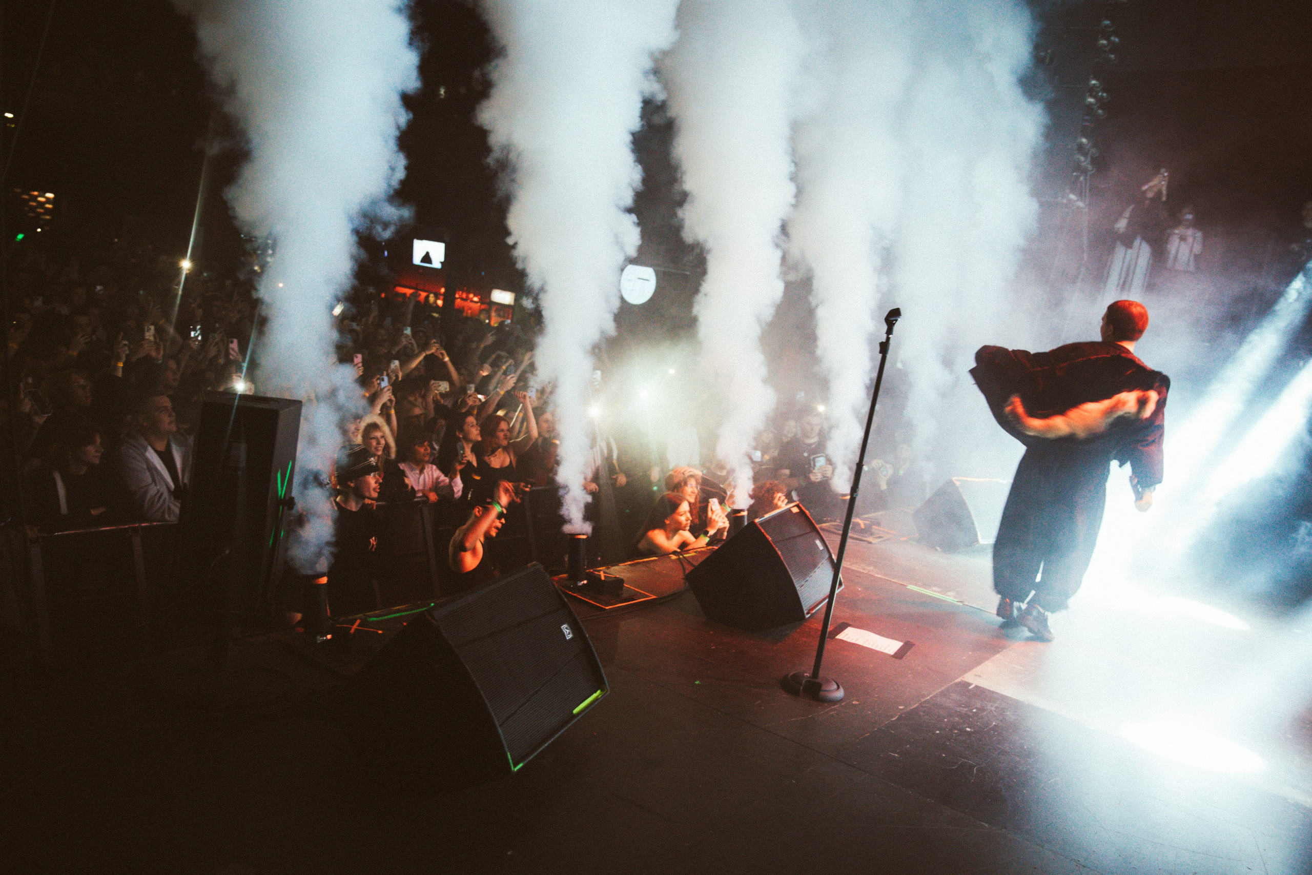 SHOWS. DRIPSTOCK MAG