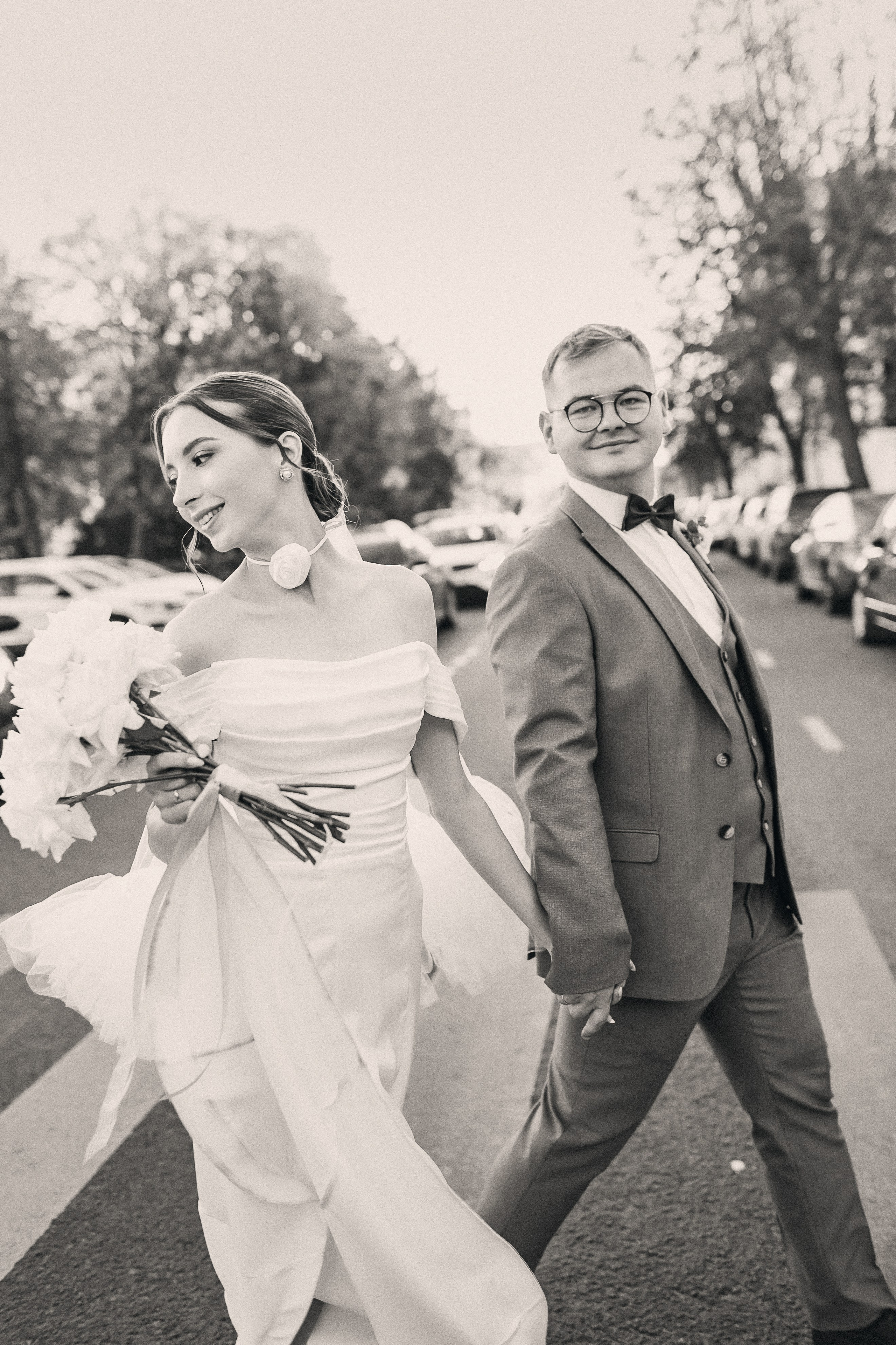 Свадебная осенняя фотосессия Ивана и Лидии в городе. Свадебный и репортажный фотограф в Ярославле и Санкт-Петербурге Роман Микрюков