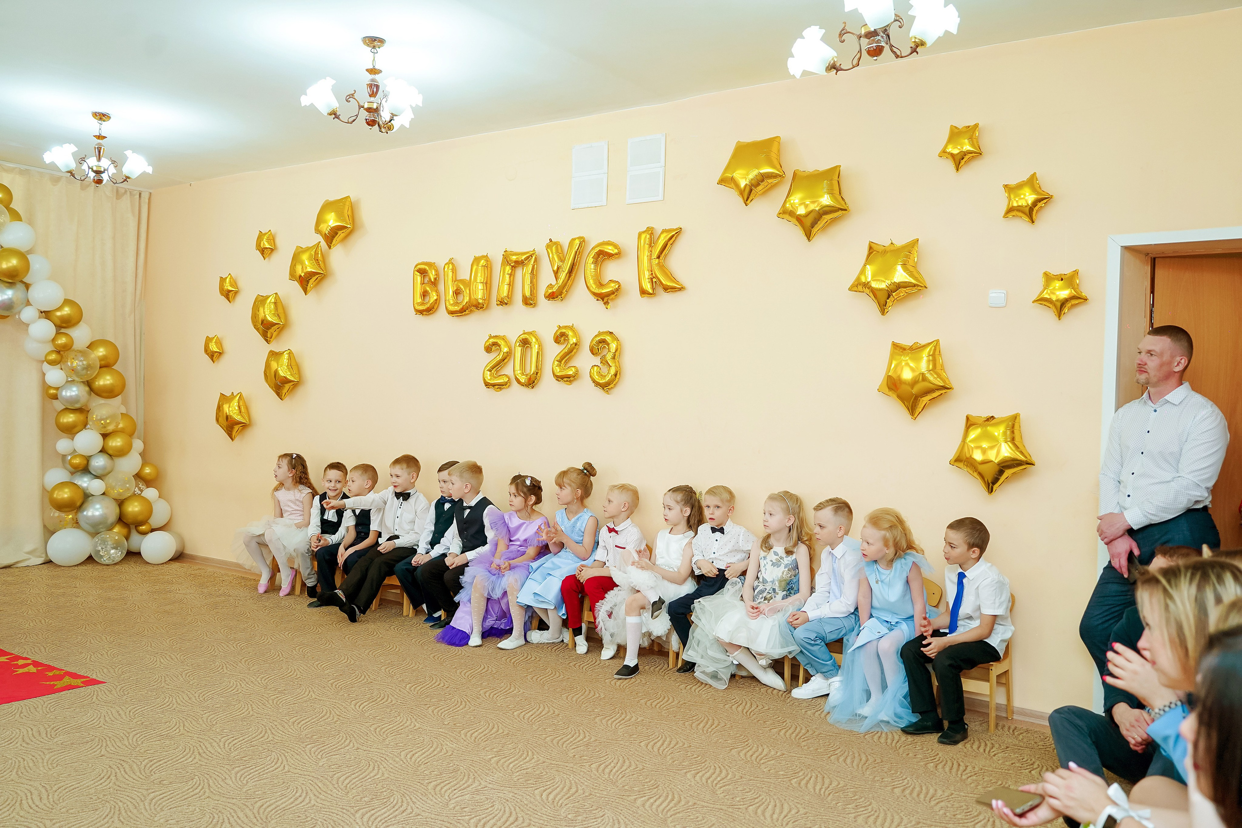 Фотосъемка видеосъёмка фотограф видеооператор новогодних утренников  в. Фотограф, видеооператор Нина Коршунова