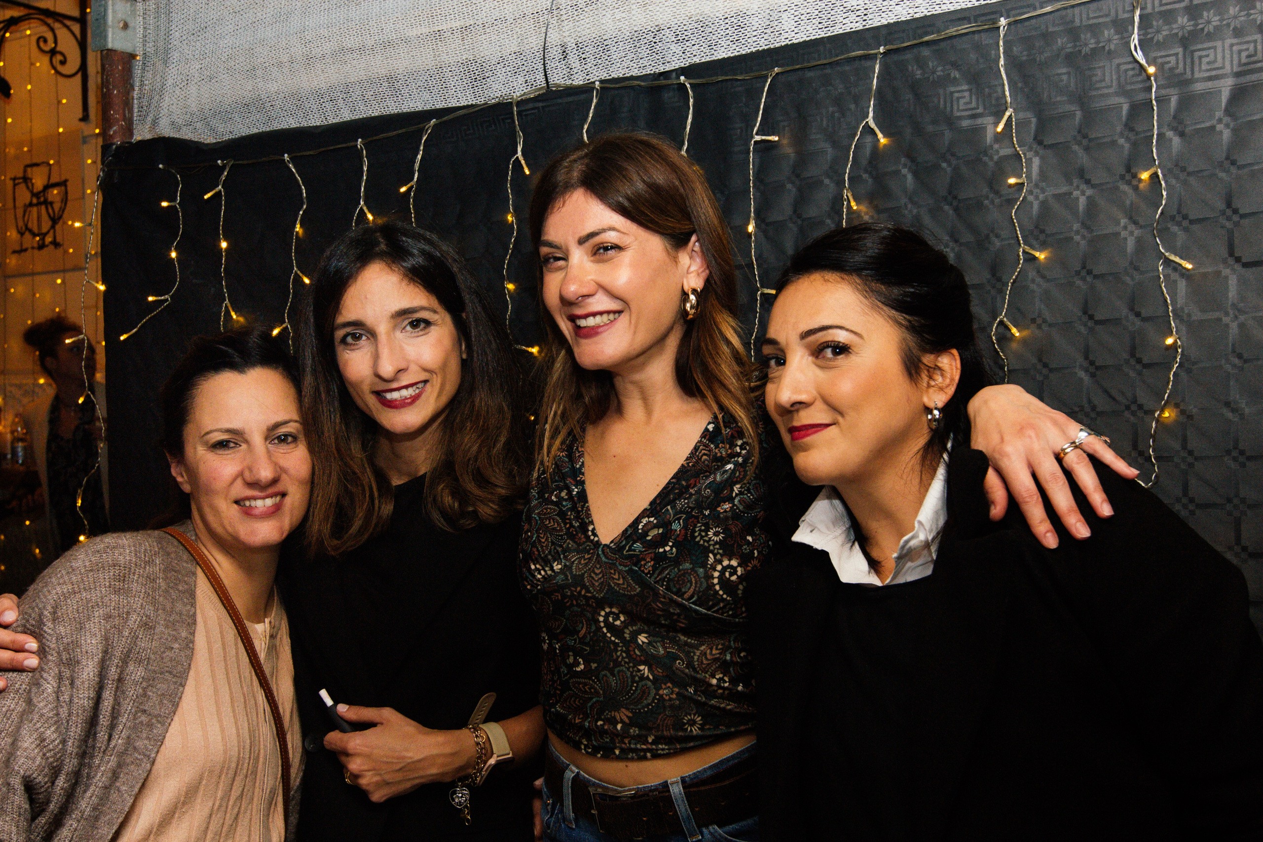 Концерт в баре (Италия). Репортажный фотограф в Санкт-Петербурге. Фотограф на мероприятие в СПБ