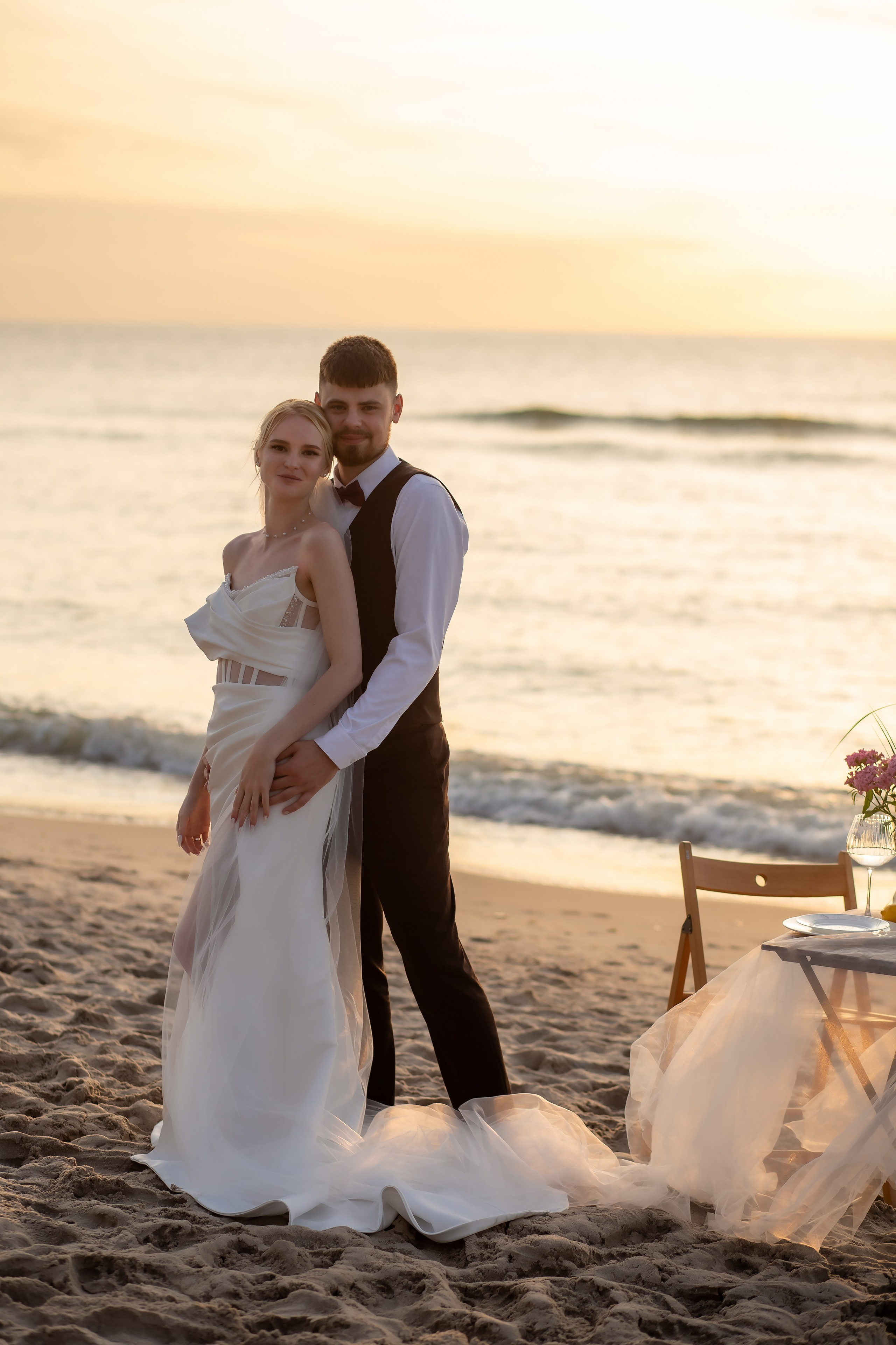 Александра и Влад. На закате. Фотограф в Калининграде Решетникова Алина