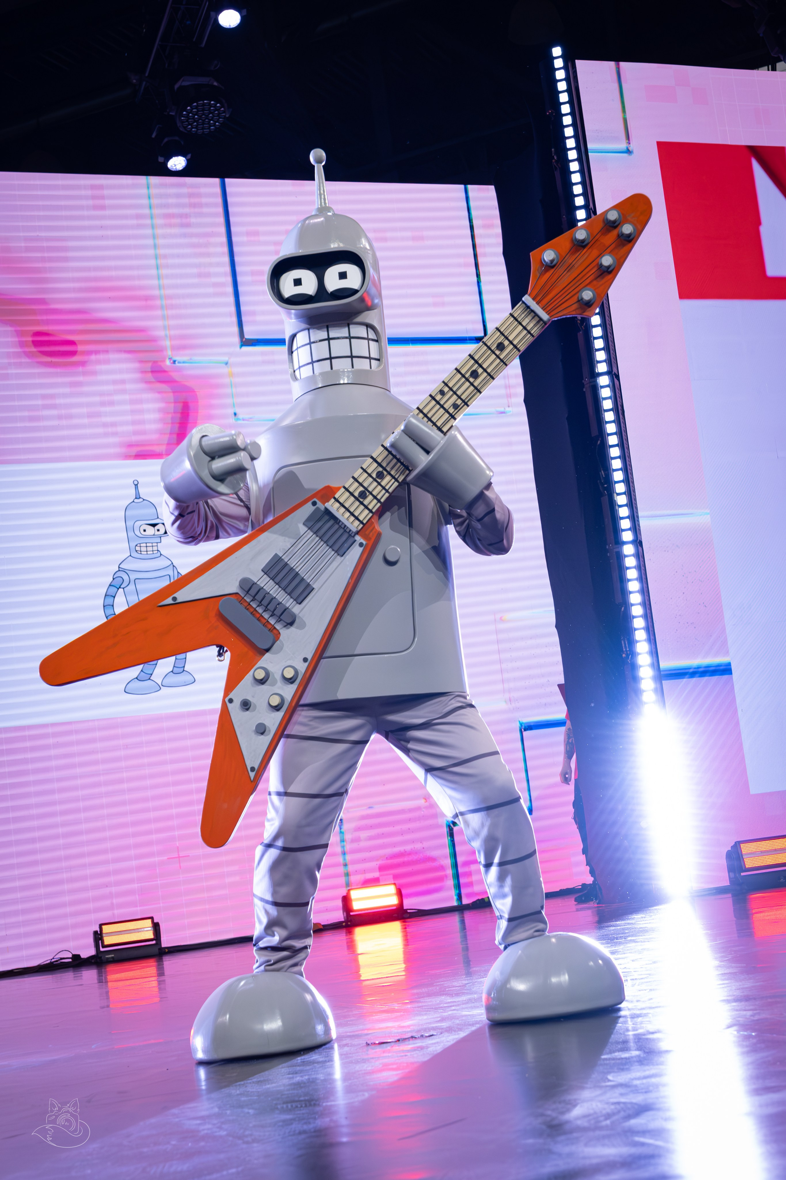 Сцена РЭД ЭКСПО 2024. Косплей фотограф