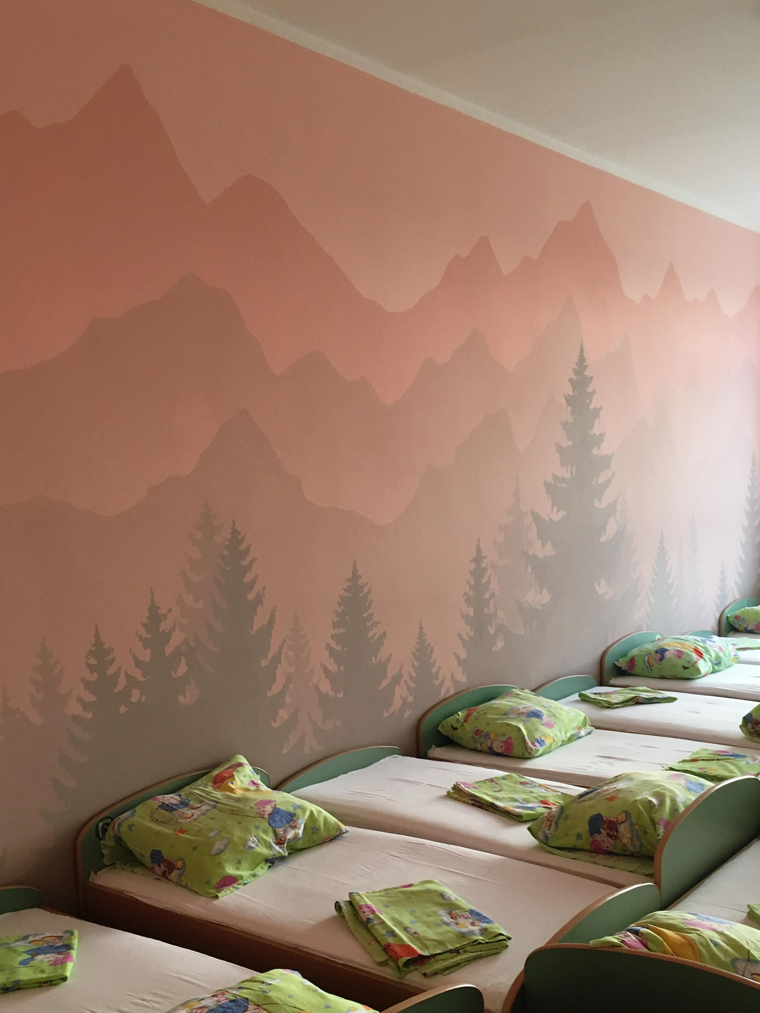 Детский благотворительный проект. Стены с душой