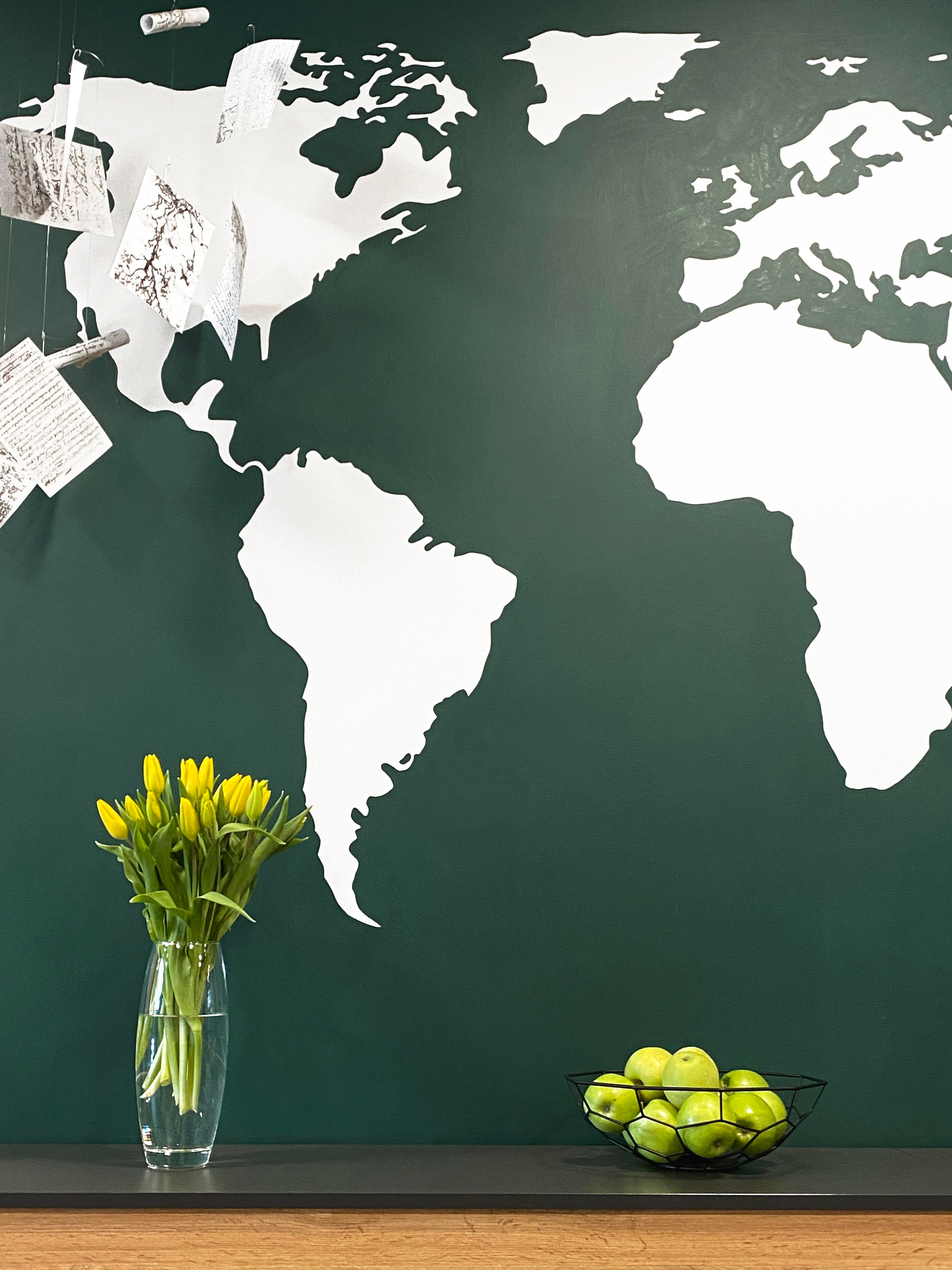 Docklands PAGE Санкт-Петербург. Стены с душой