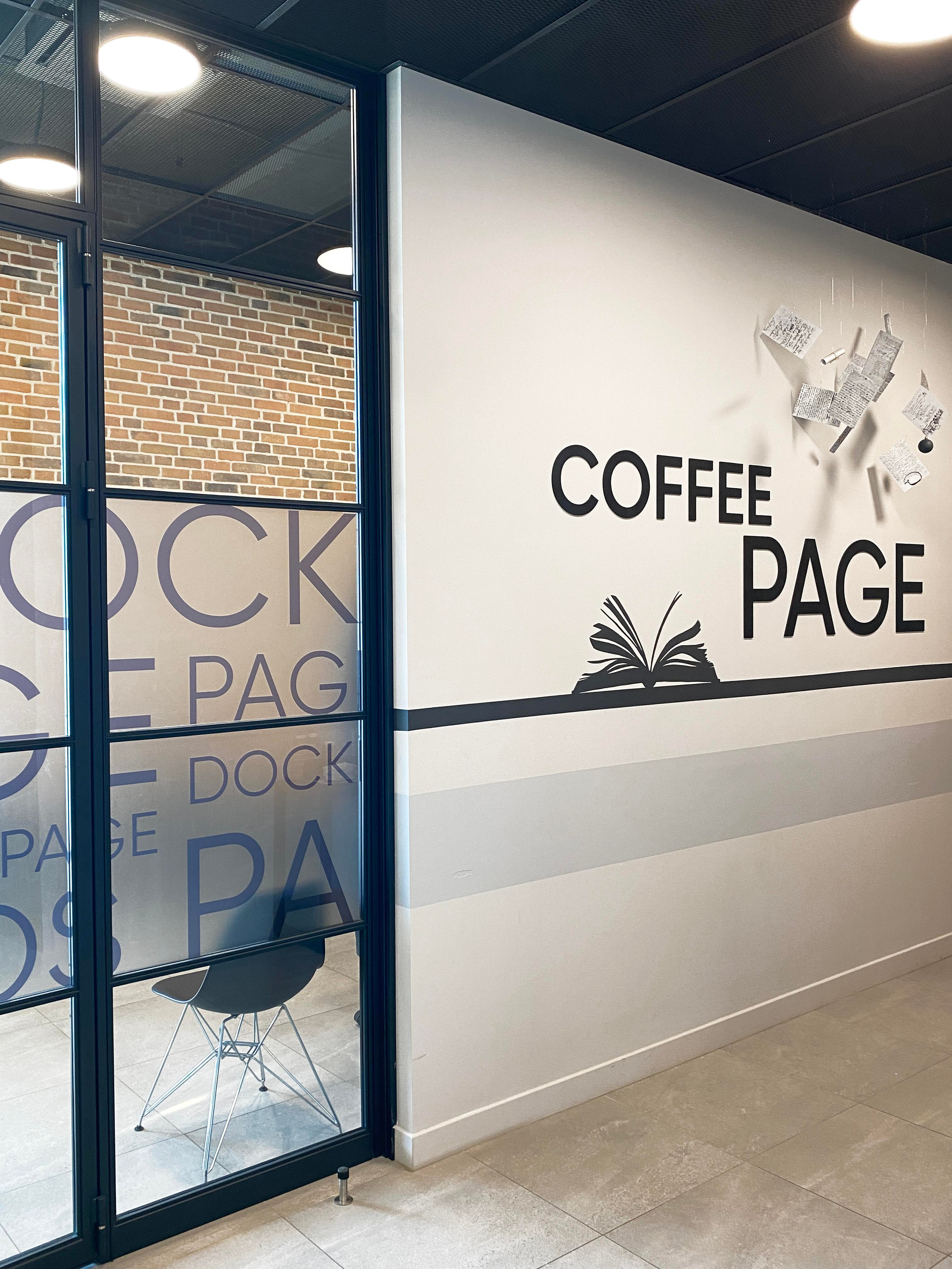 Docklands PAGE Санкт-Петербург. Стены с душой