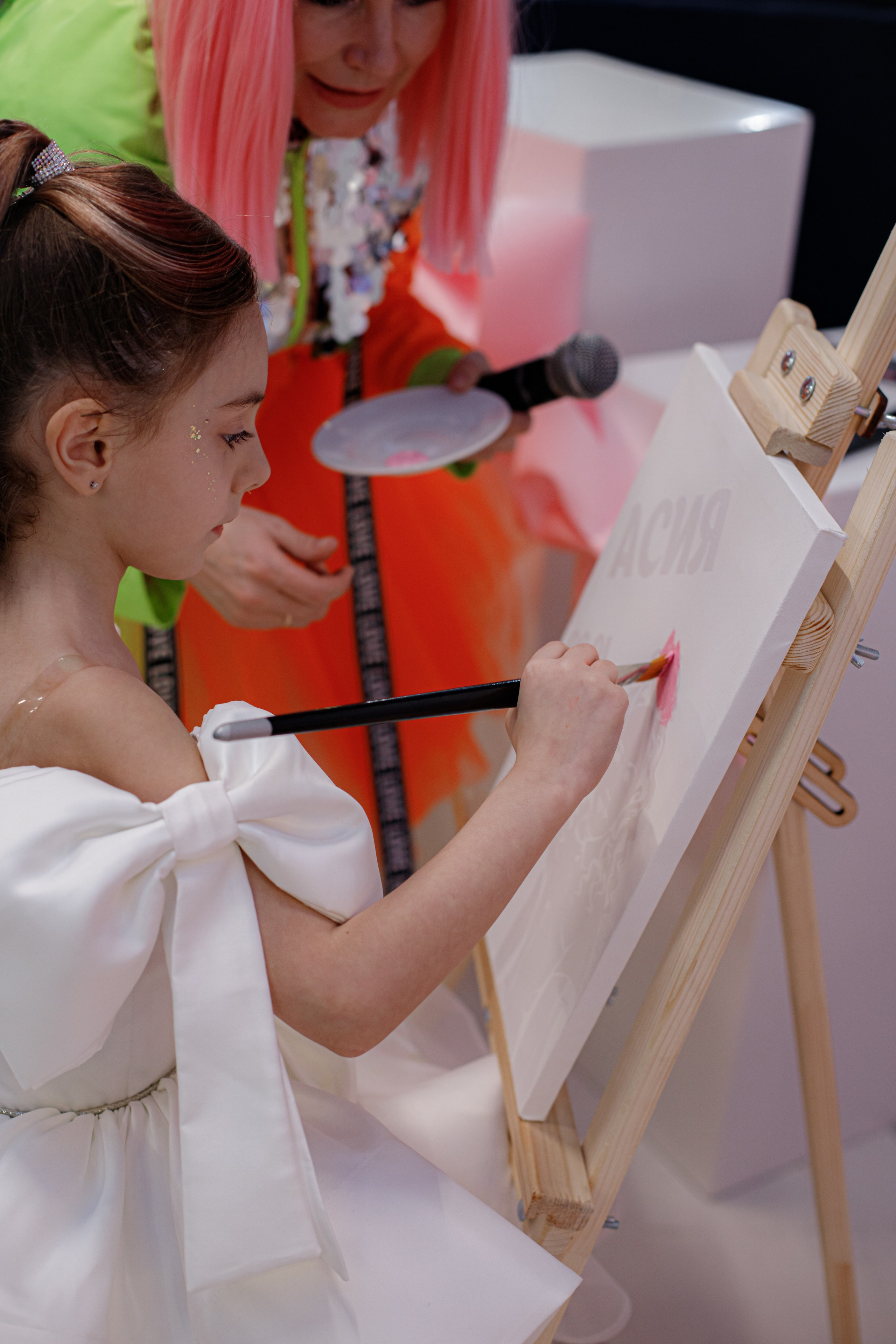 ASIA'S BIRTHDAY PARTY. Photokarish