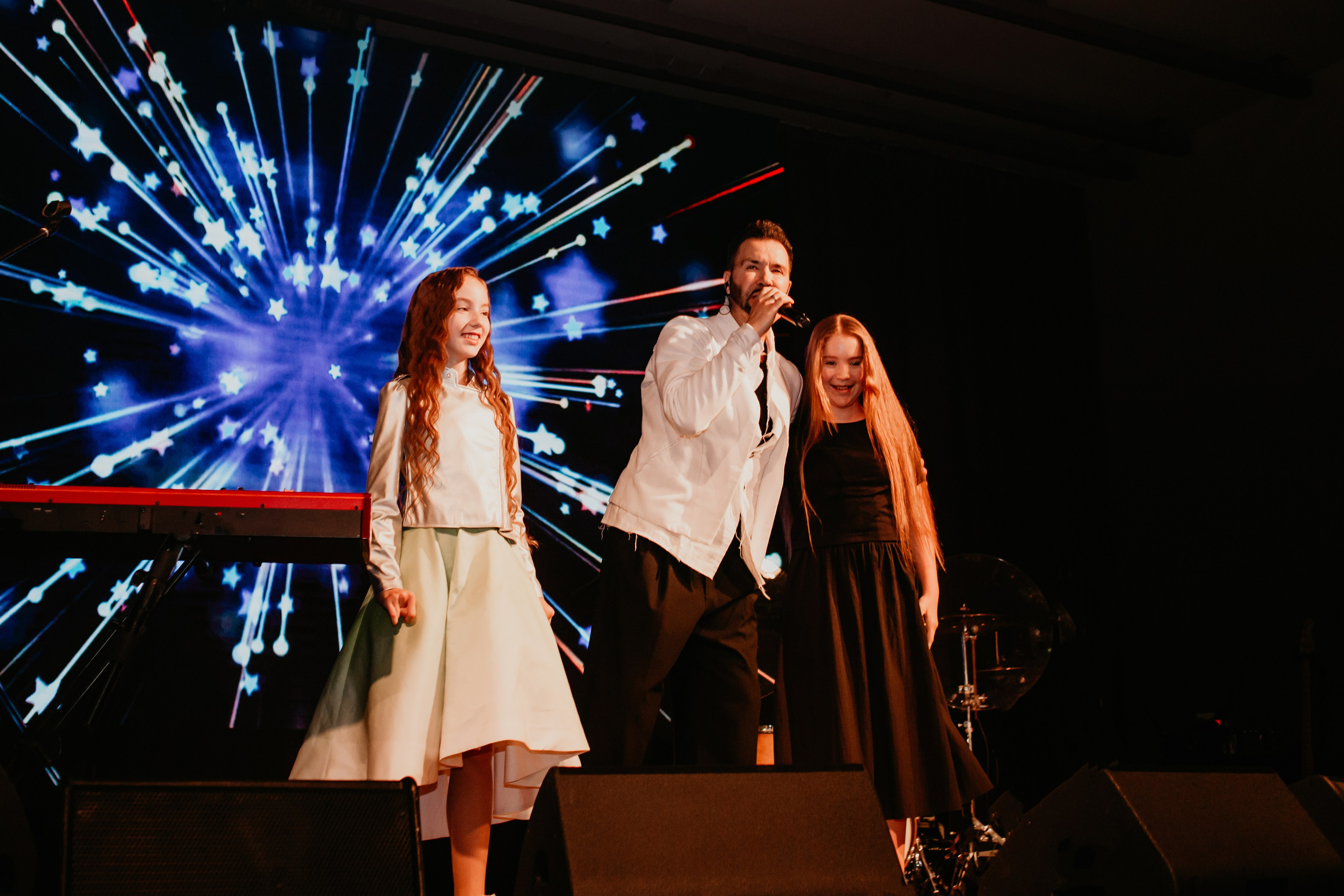 Выпускной. 11 лицей. Фотограф в Челябинске Ополихина Анна