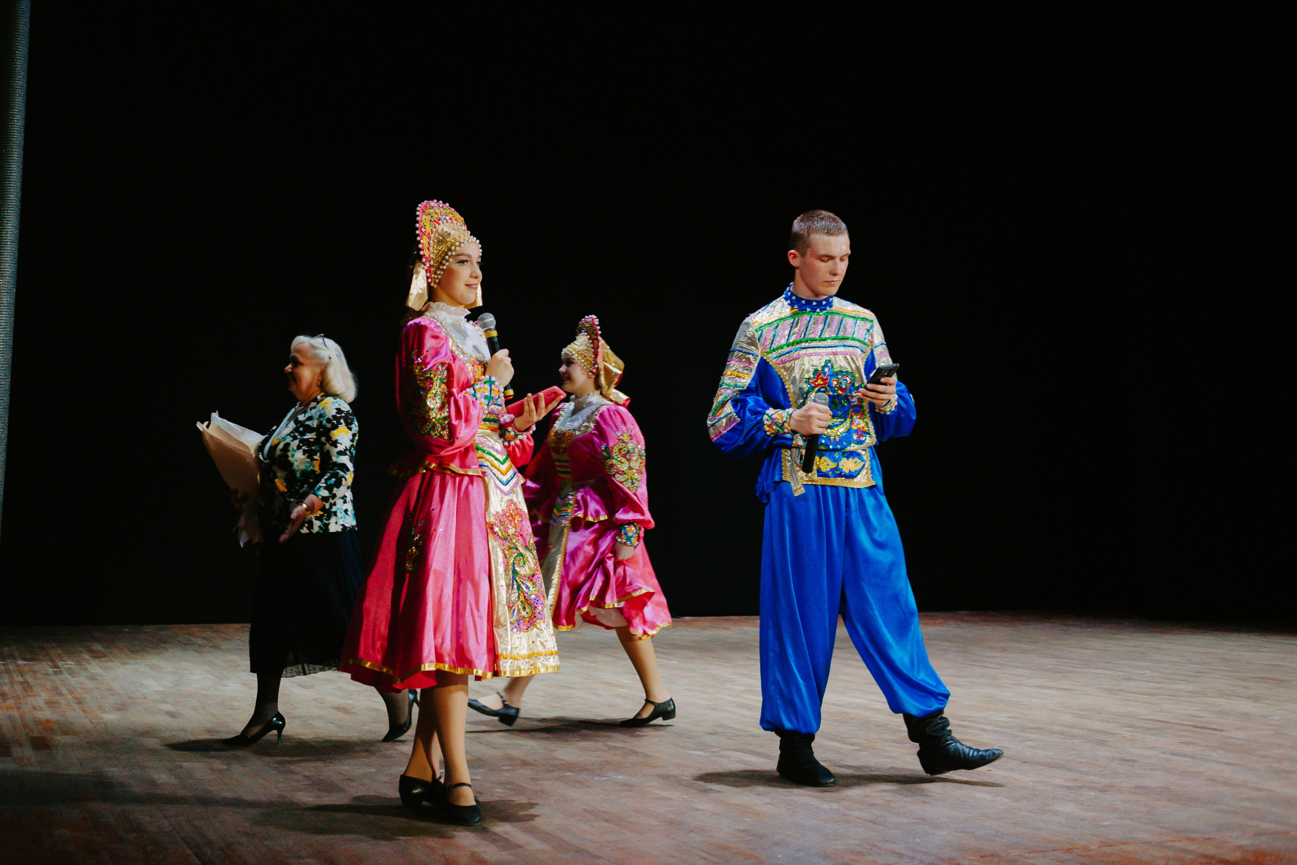 «Уральский сувенир». Концерт танцевальной студии. Фотограф в Челябинске Ополихина Анна