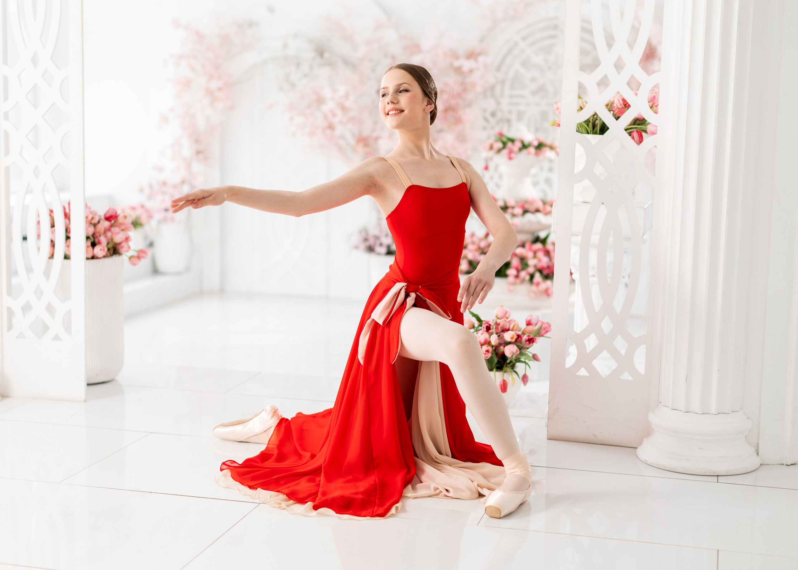 Красно-бежевая двухсторонняя юбка напрокат для фотосессии. Балетный фотограф Алина Ханько — Душа Балета