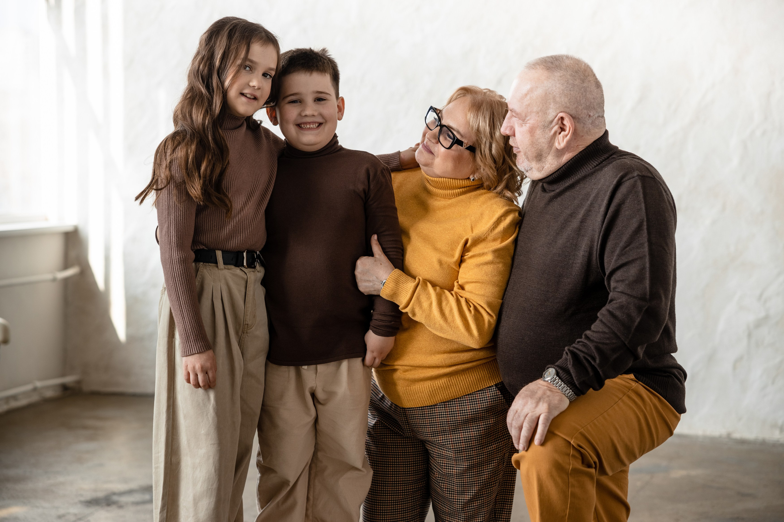 Ксюша с семьёй. Татьяна Мирзоян