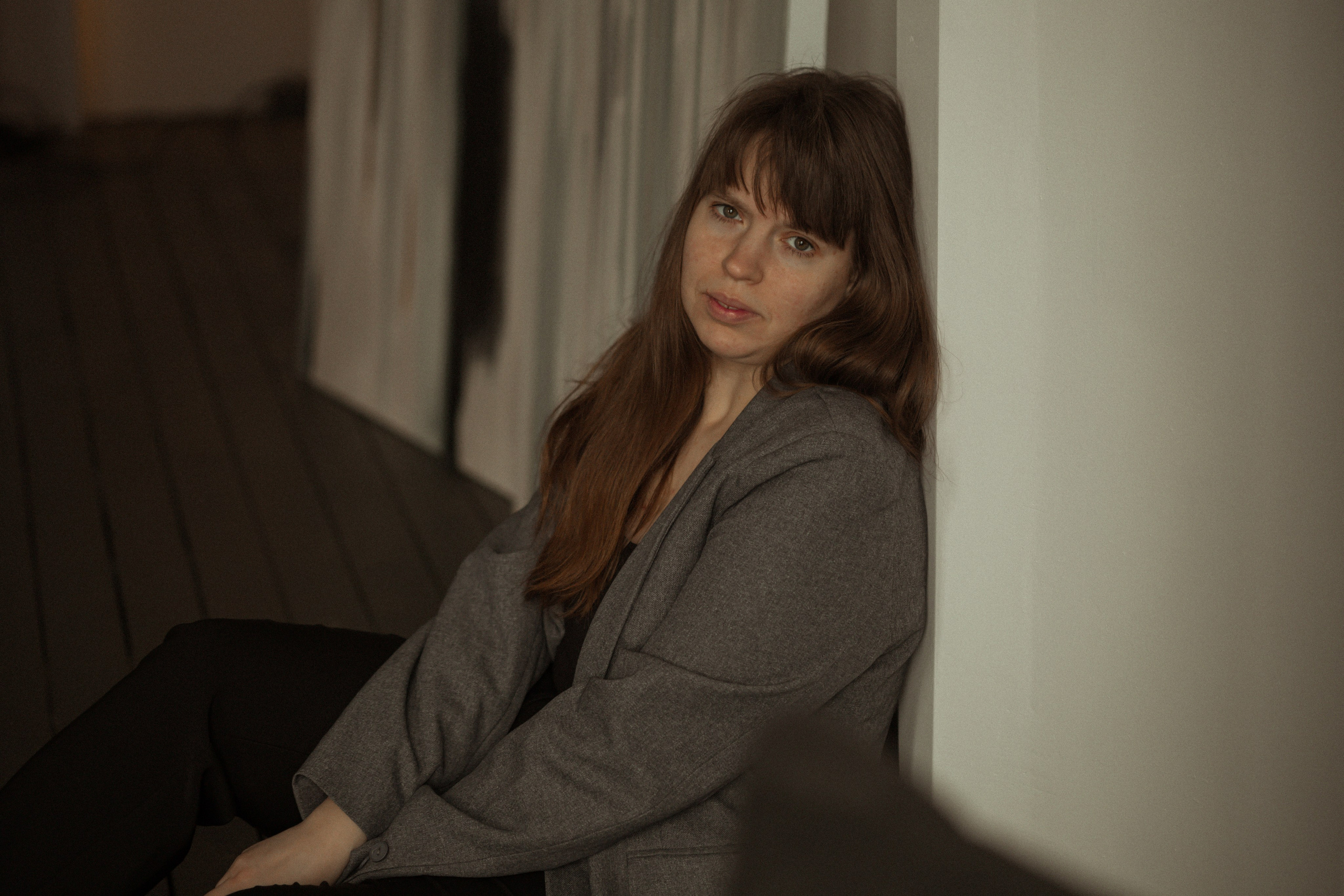 Портретная фотосессия в Костроме в теплых тонах — фотограф Екатерина Селиверстова. Портретный и репортажный фотограф Екатерина Селиверстова, Кострома