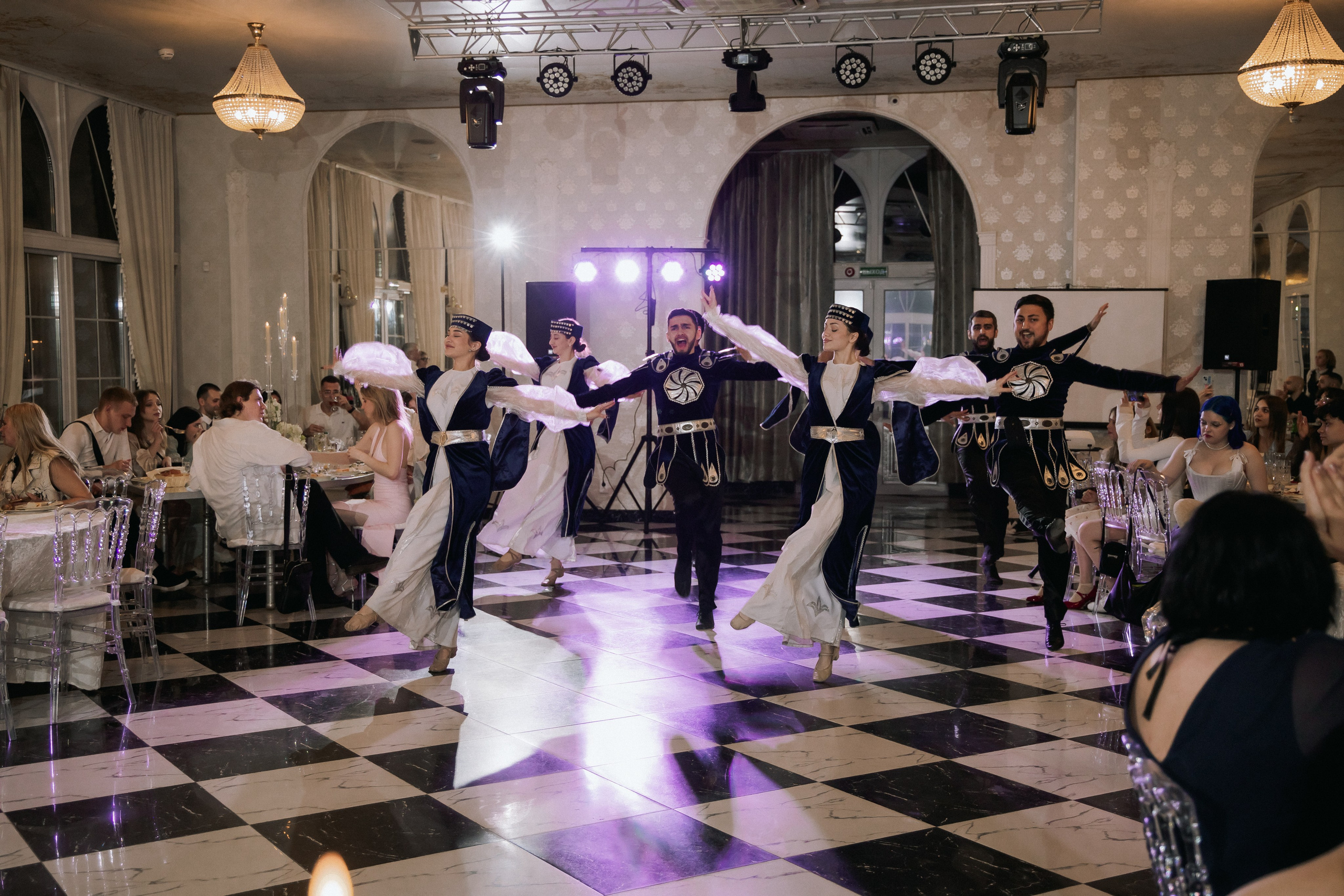 Свадебный день Лины и Роберта. Свадебная фотография. Арина Рубах