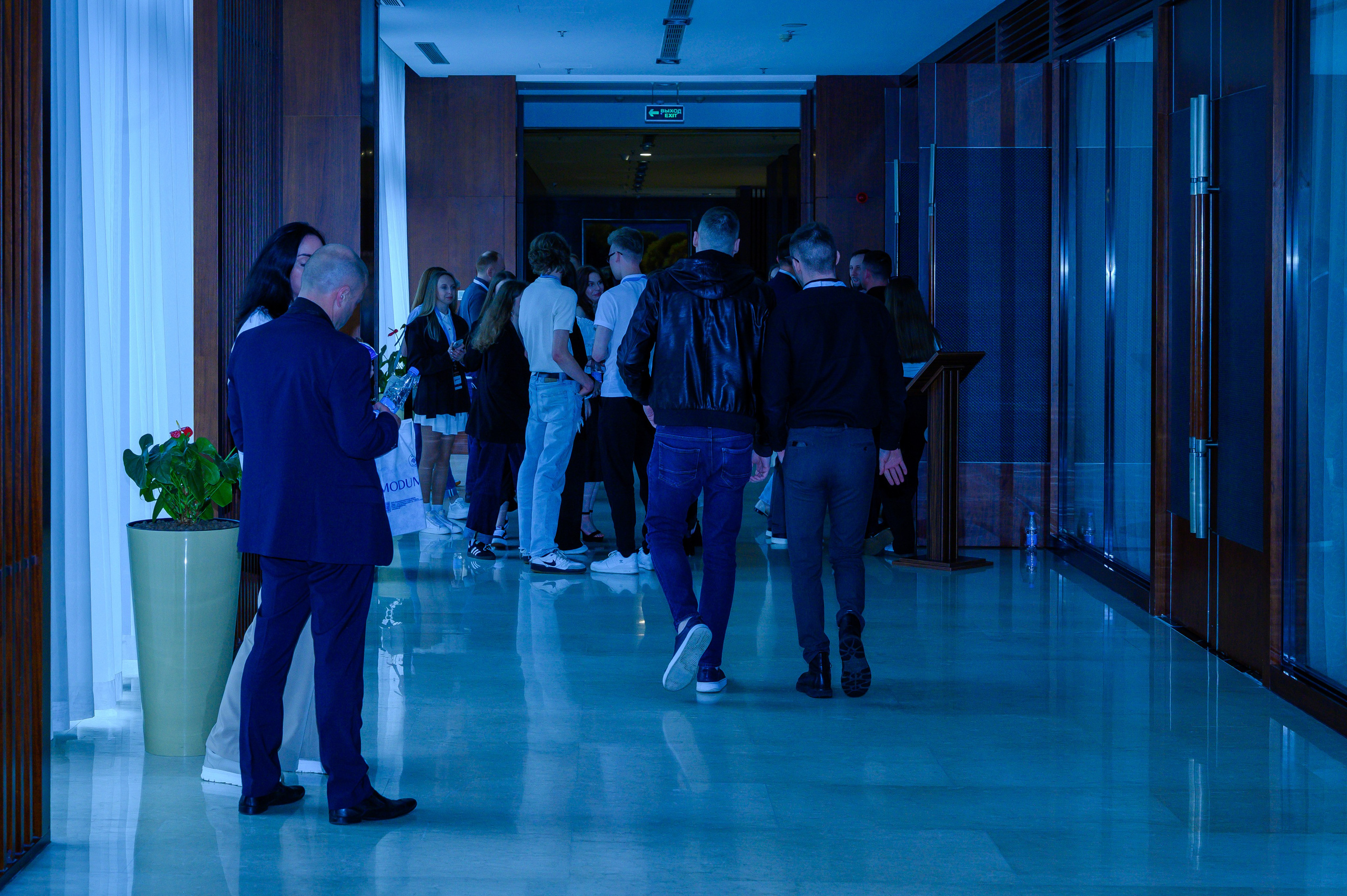 Репортажная съемка с открытия магазина. Фотоуслуги, услуги фотографа, фотографирование важных событий