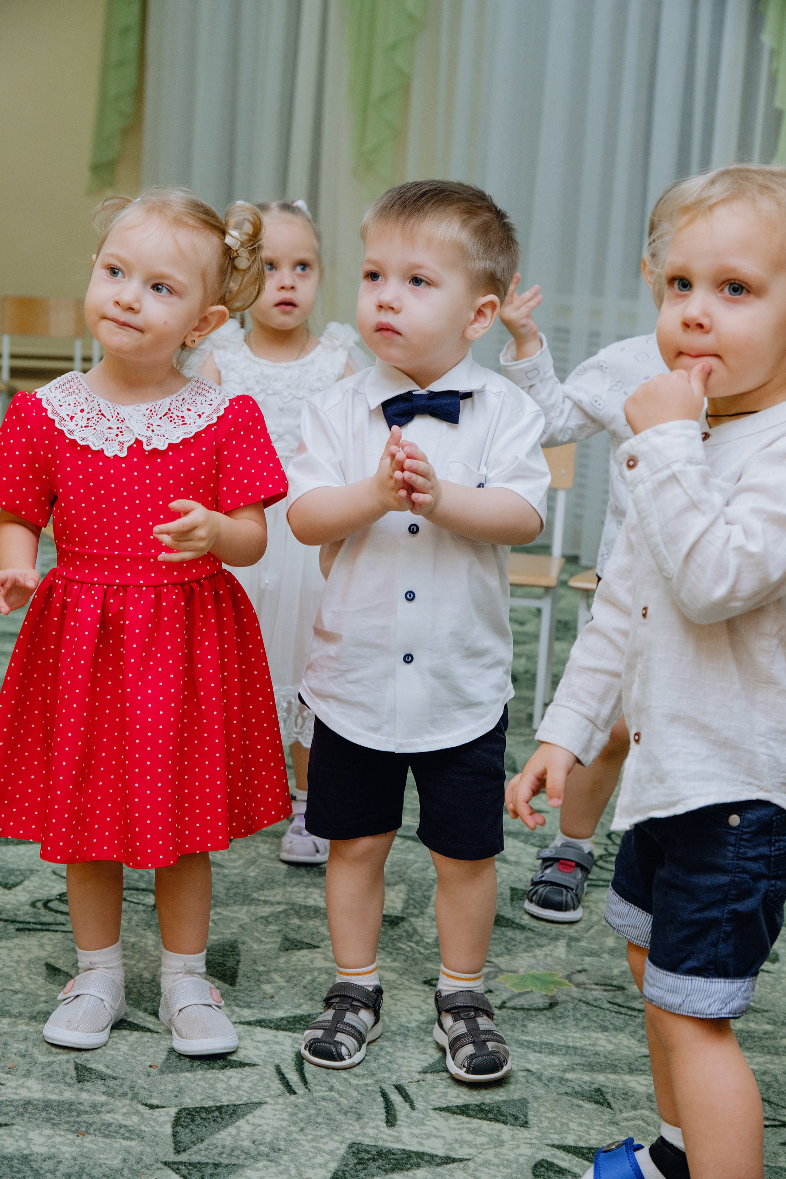 Утренник малышей. Фотограф Софья Володкина