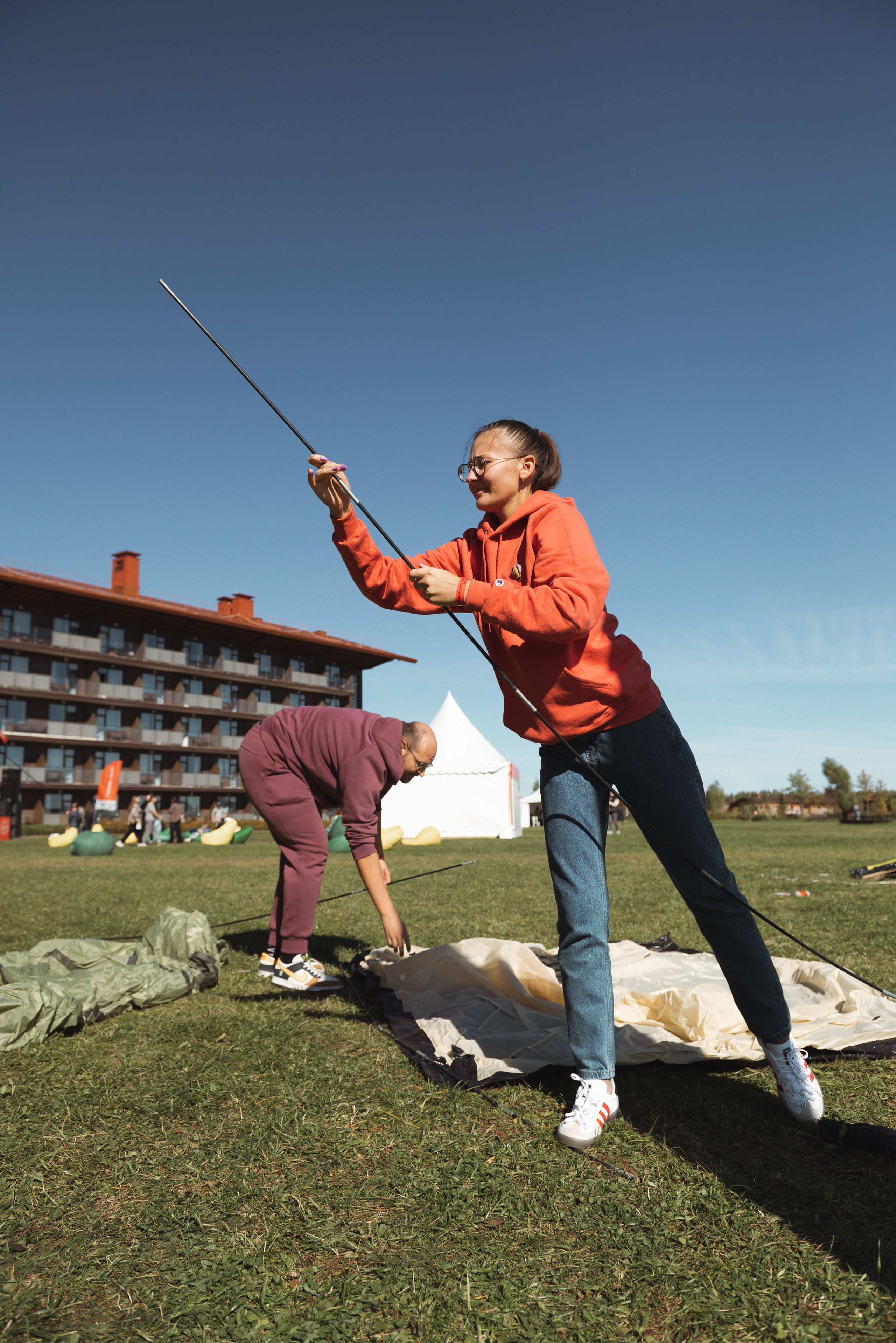 Фестиваль «Широта» и показ в «Азимут» Переславль-Залесский. Фотограф Москва Настя Профотовна. Репортажные, свадебные и контент фотосессии