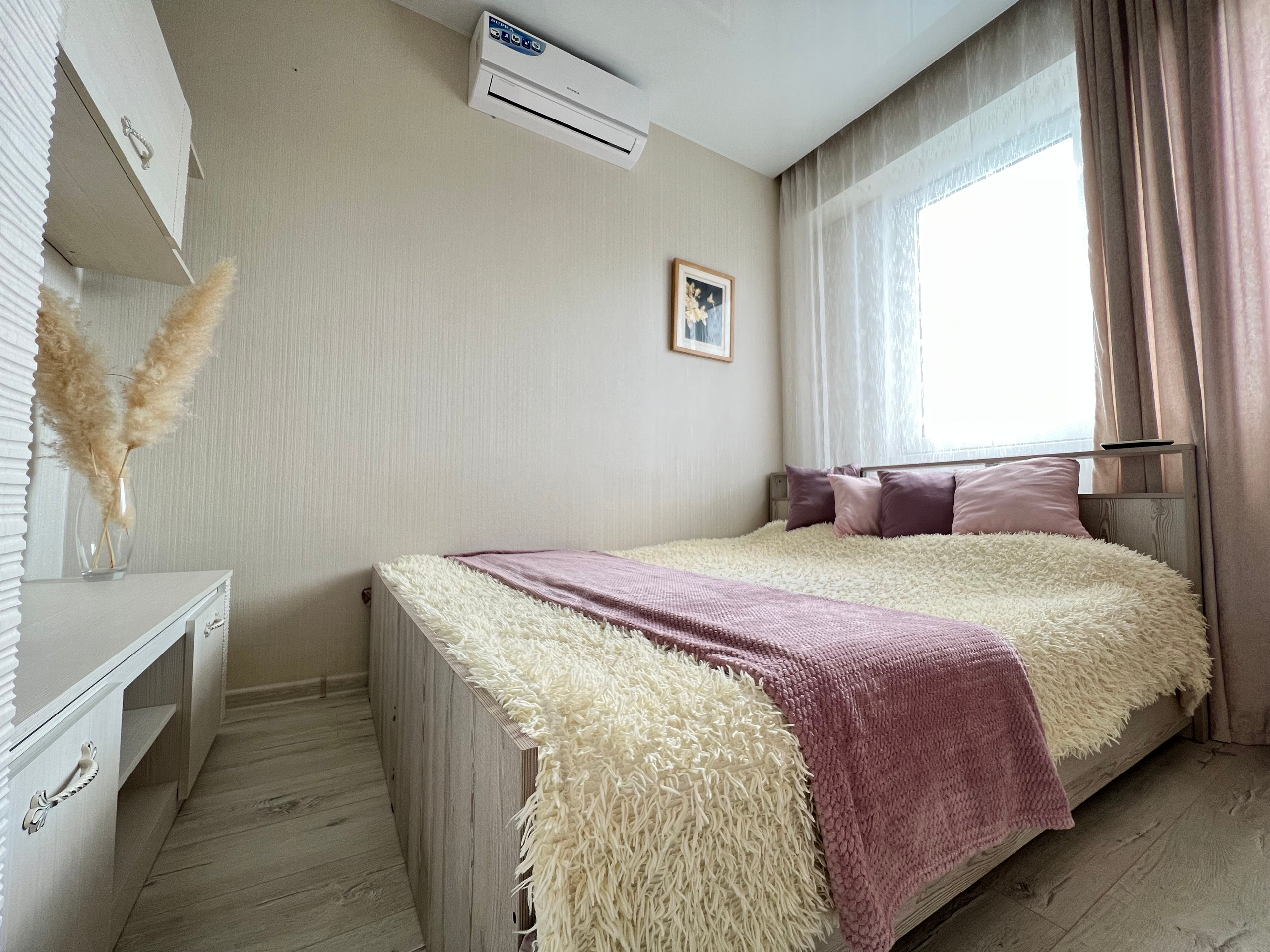 Уютная, светлая квартира в центральном районе Сочи рядом с морем!. Квартиры посуточно, длительно в Сочи, LARA APART GROUP