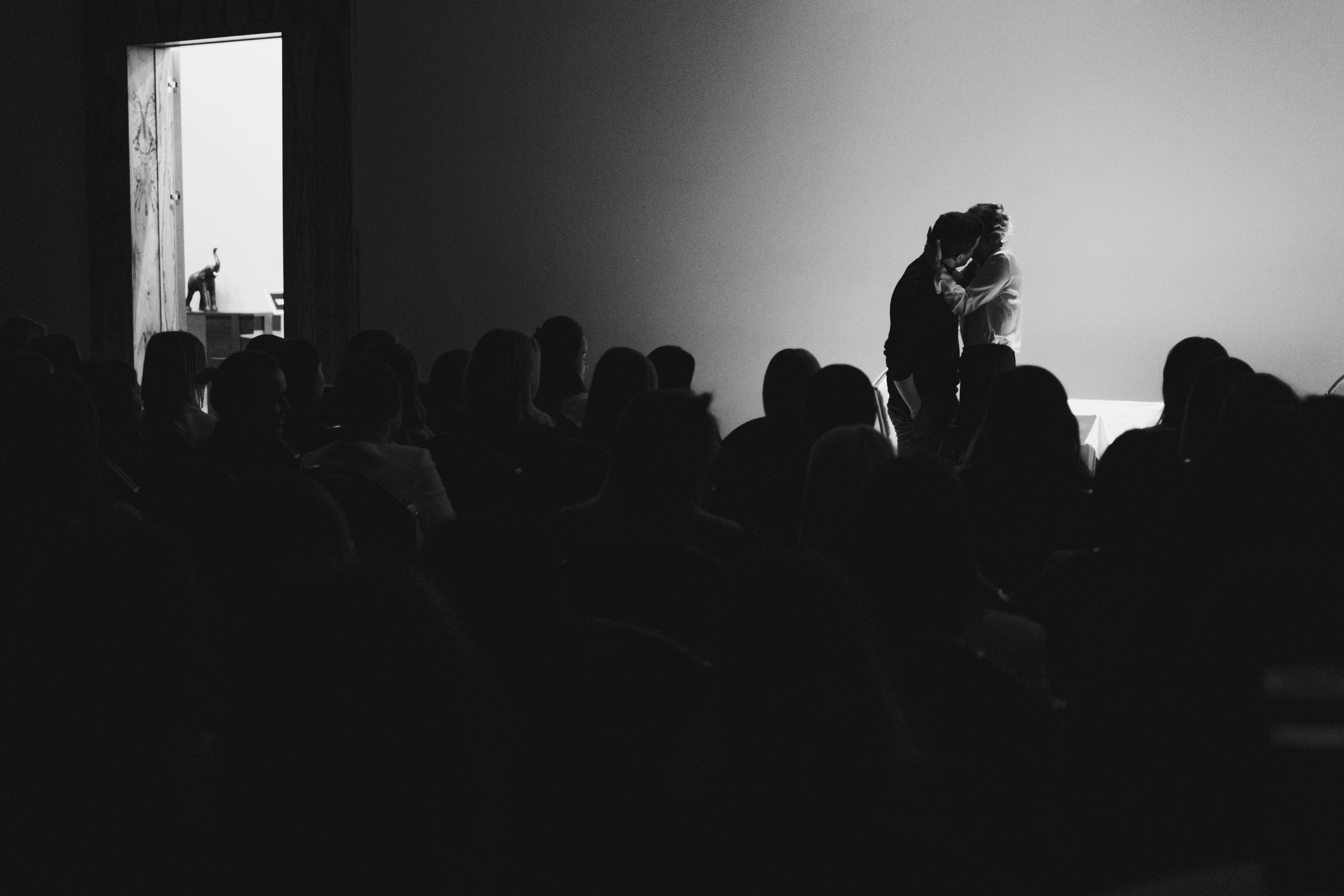 Своими глазами // Тренинг. Репортажный фотограф в Казани Виктория Трунова