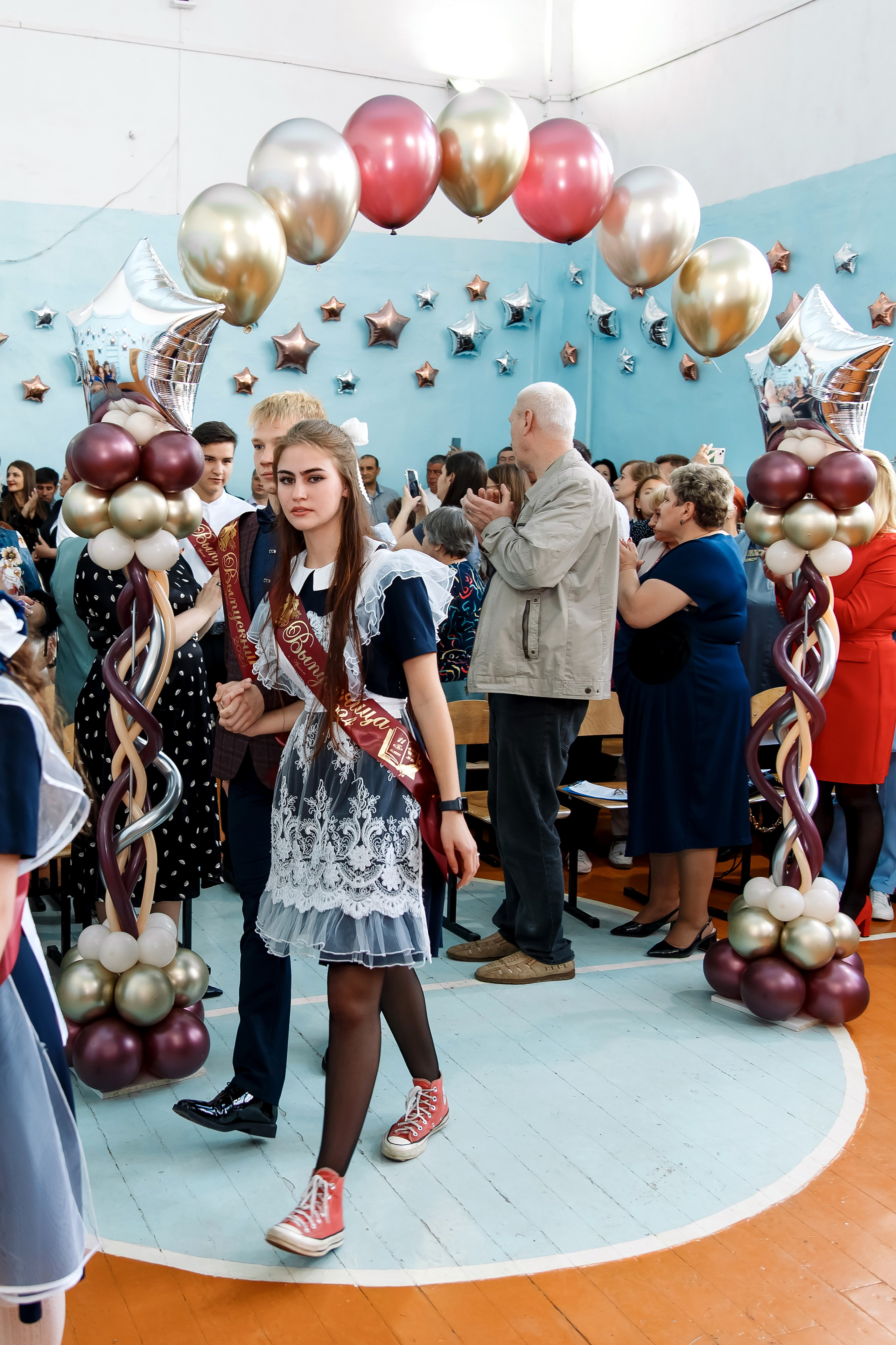 11 класс Последний звонок. Фотограф Любовь Корниенко, Примоский край