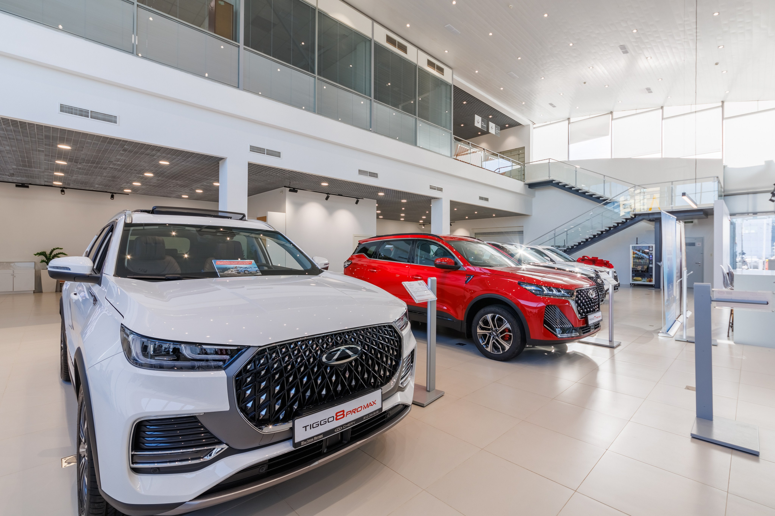 Фото для автомобильного дилерского центра в СПб