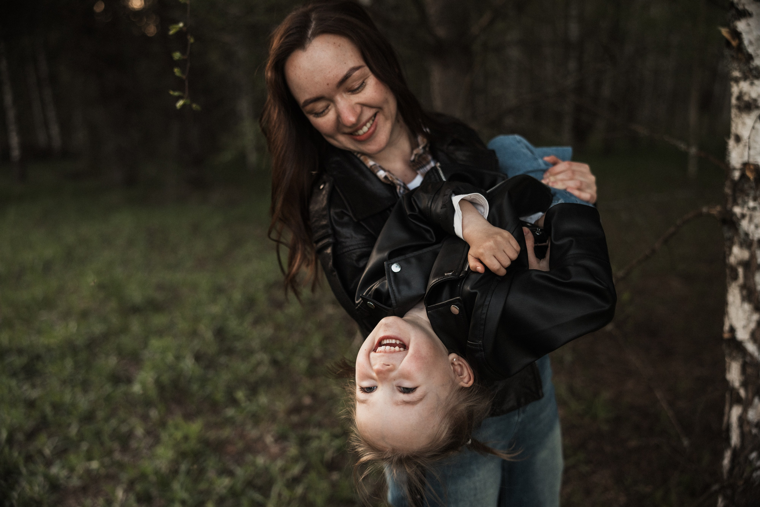 Семейная съёмка с ребенком и воздушным змеем