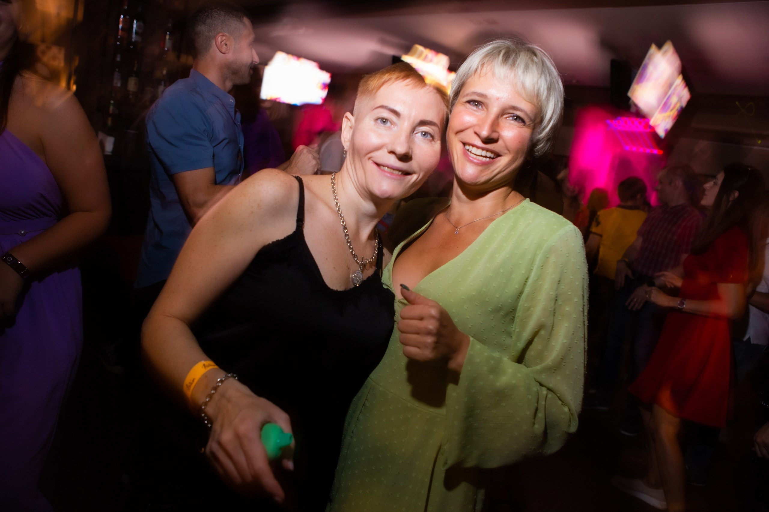 Лето, гуд бай! Клубная вечеринка | 25.08.23. Галерея Фантим