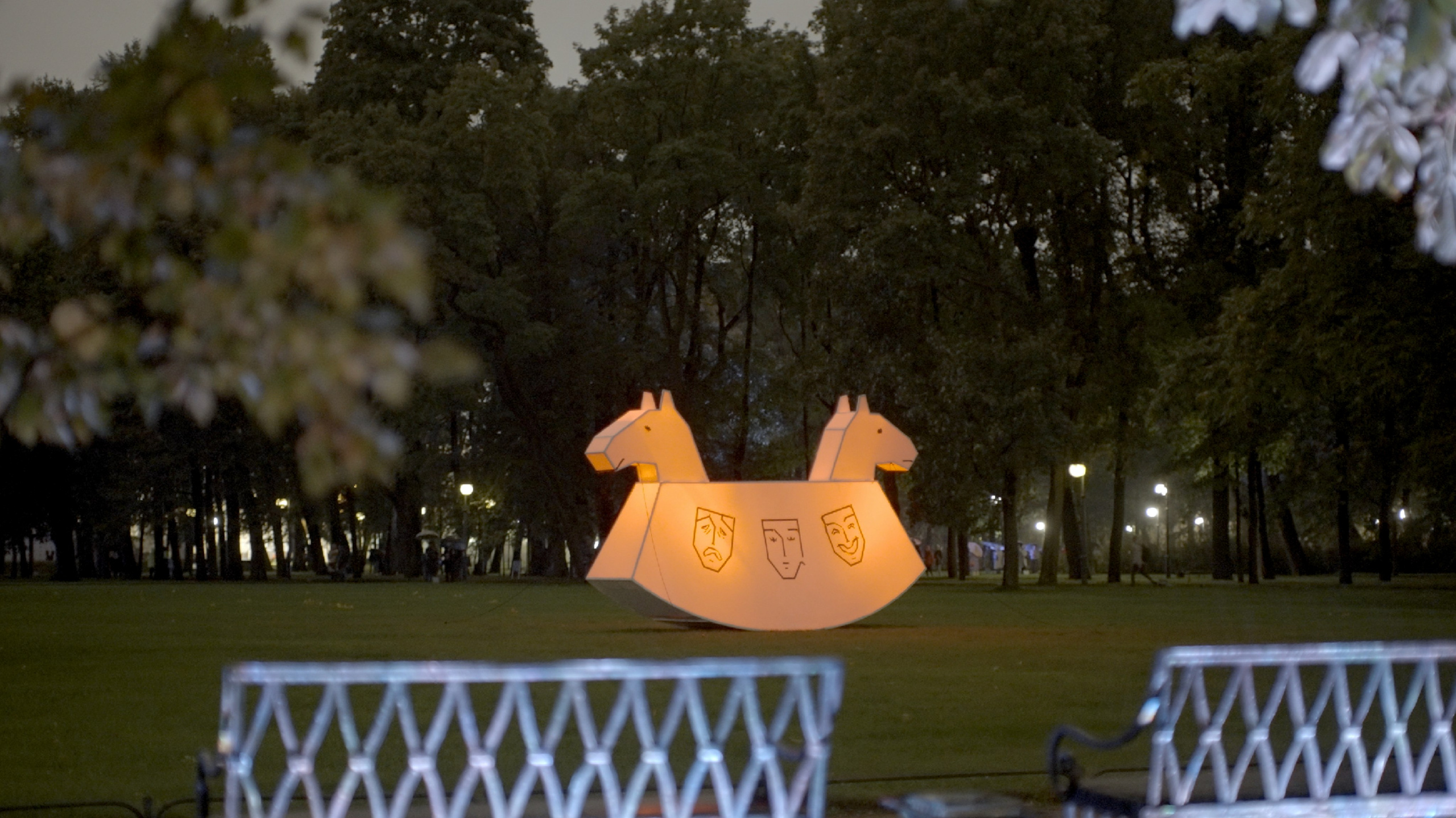 Обратная сторона дворца. Aleksandra Mikhailova multimedia artist