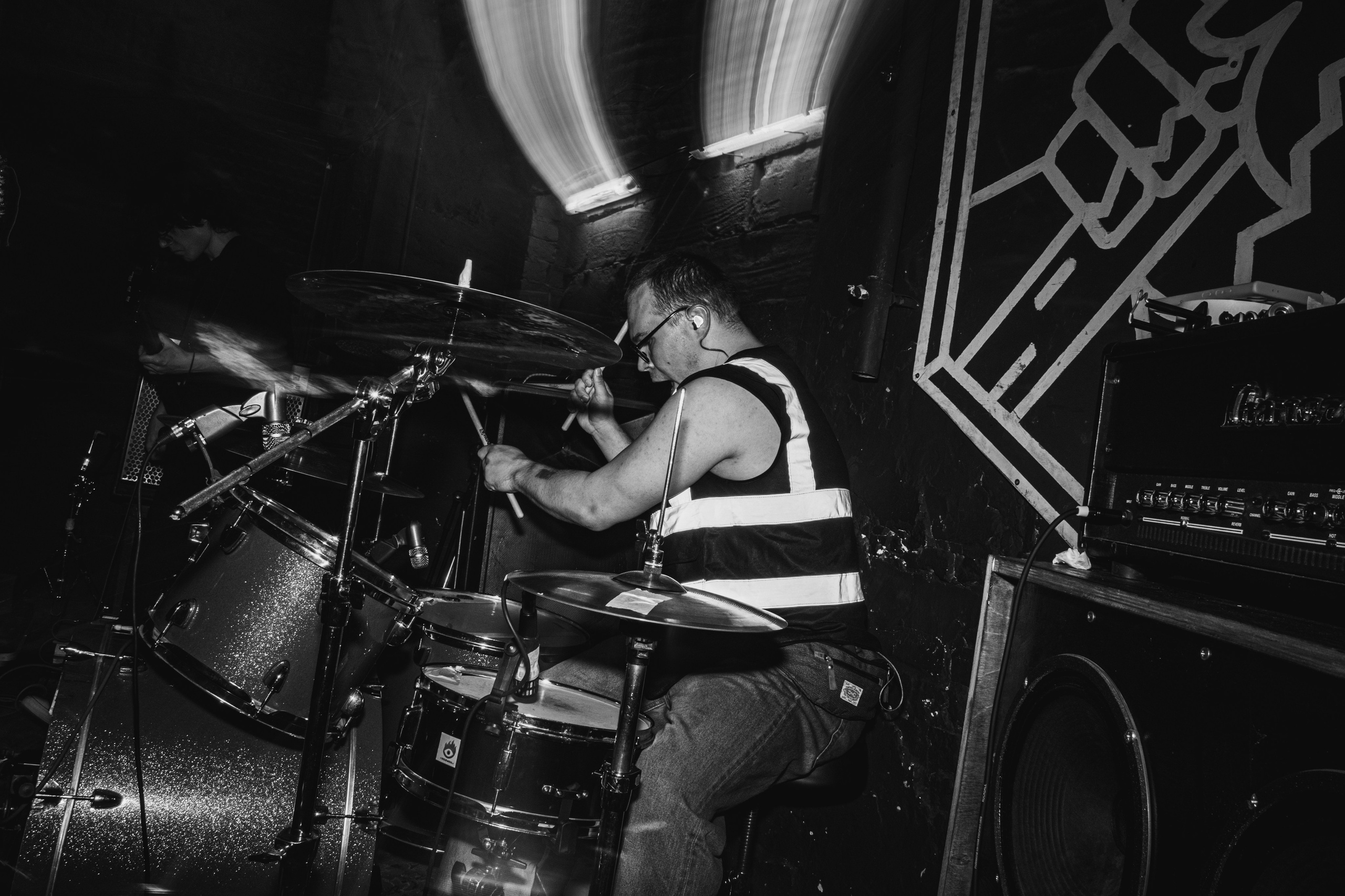 Ютани & о т м е ж & Вещи в картонной коробке 08.08.2025. Репортажный фотограф в Москве Legiodot