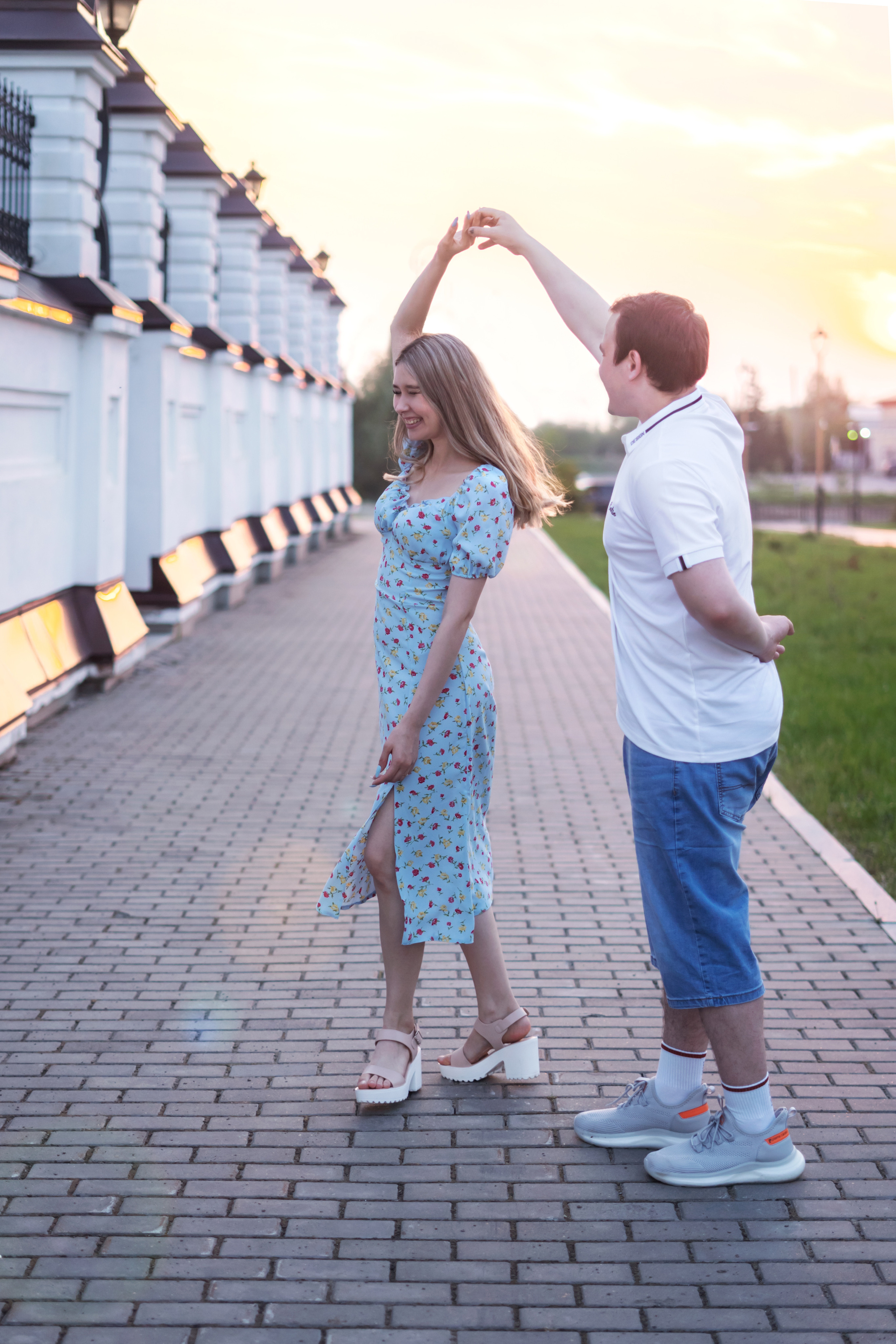 Городская love story в Тобольске. Мила Посвит Фотограф новорожденных в Тобольске
