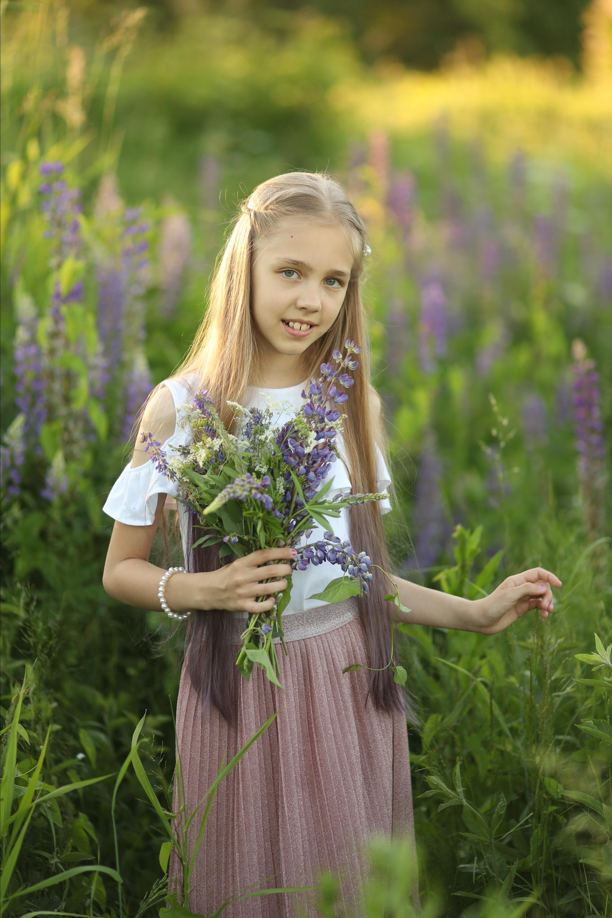 В цветах. Детский сказочный фотограф Ярославль