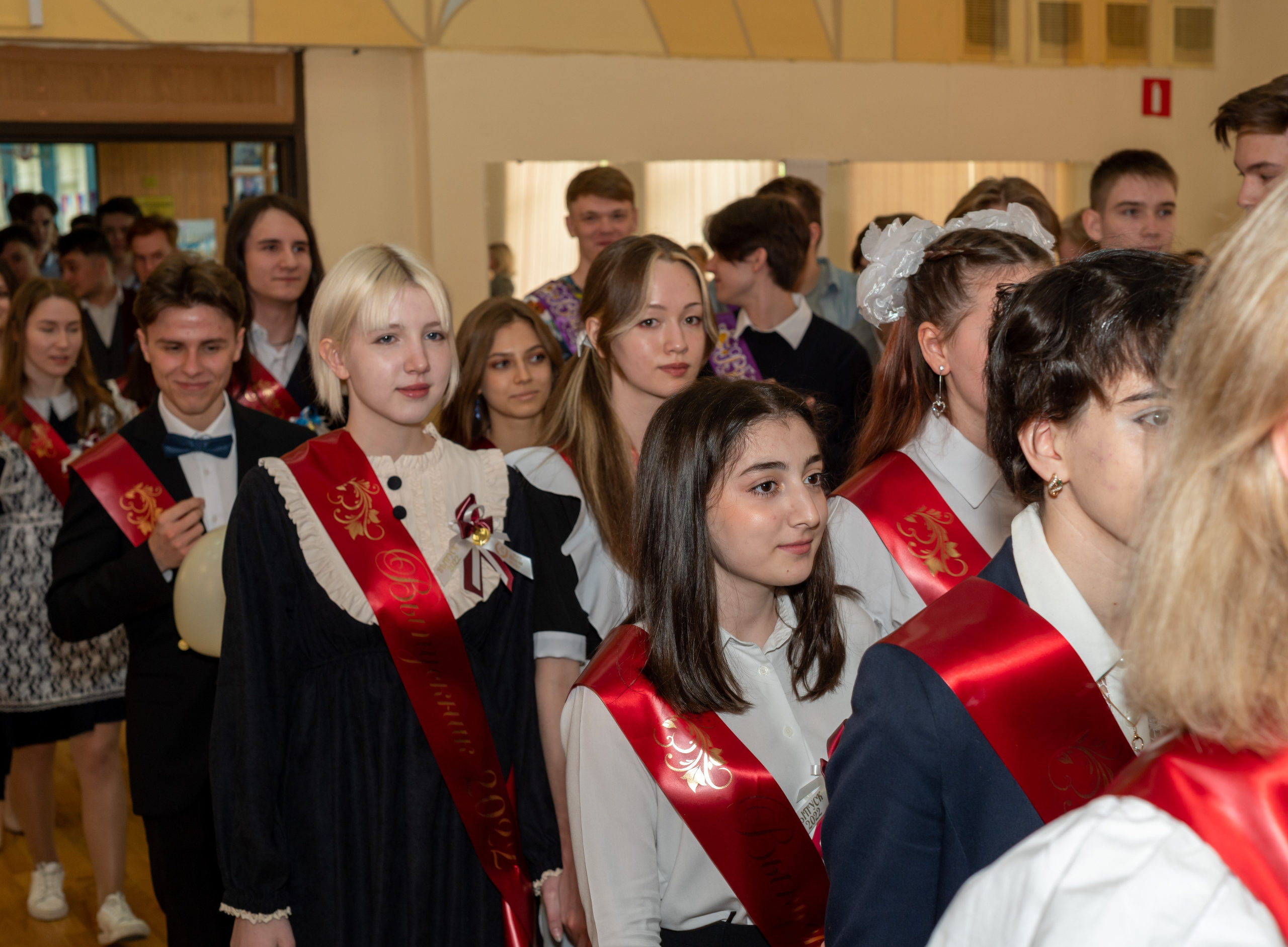 Последний звонок Школа 1412. Детский и семейный фотограф г. Москва Оксана Катаджи