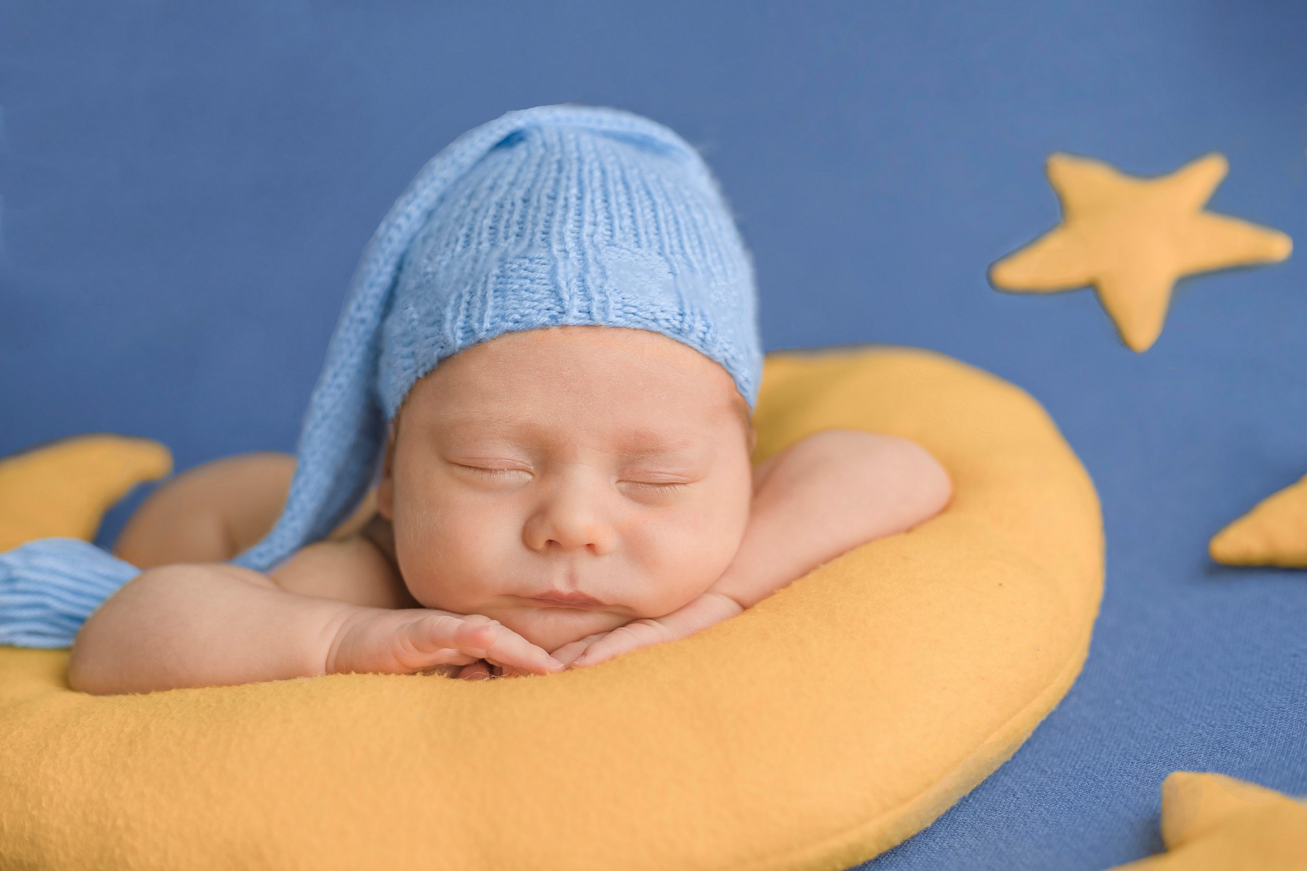 Новорожденные. Фотограф новорожденных Омск —со всем необходимым к вам домой