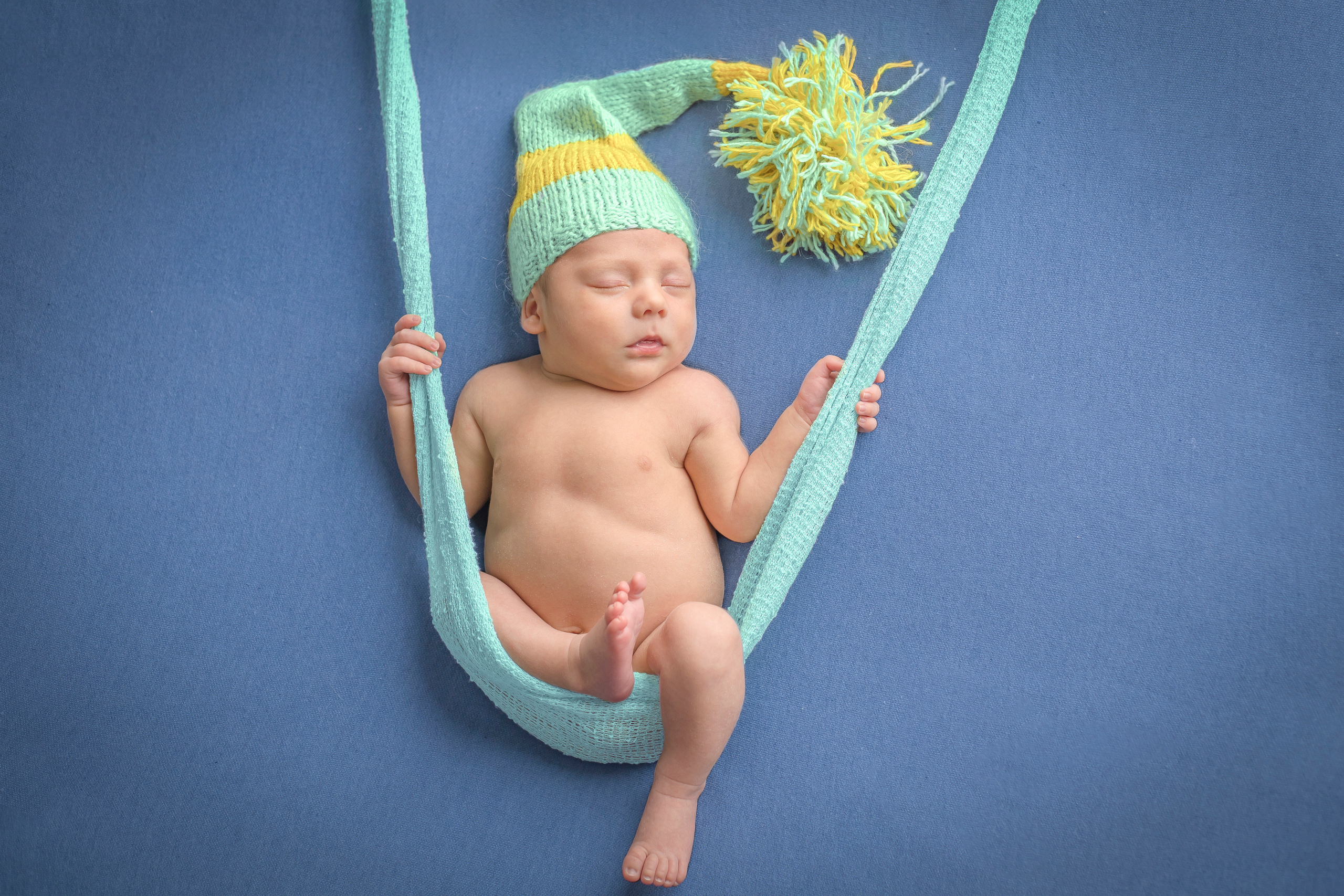 Новорожденные. Фотограф новорожденных Омск —со всем необходимым к вам домой