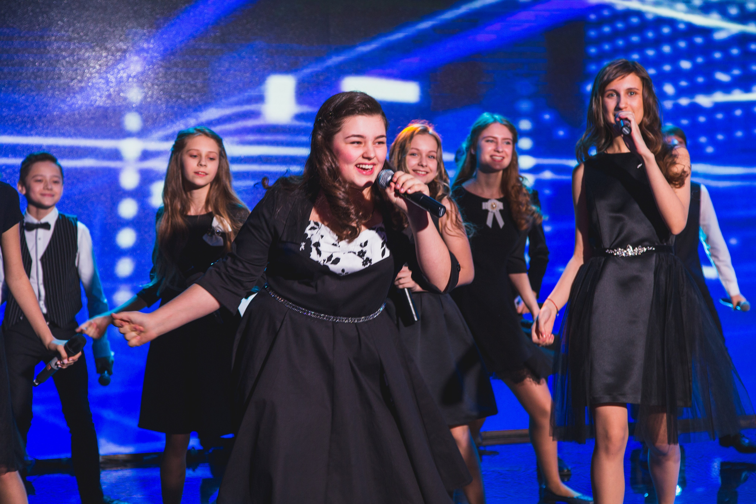 О2ТВ группа СТРАНА. Видеооператор/Фотограф Николай Завьялов