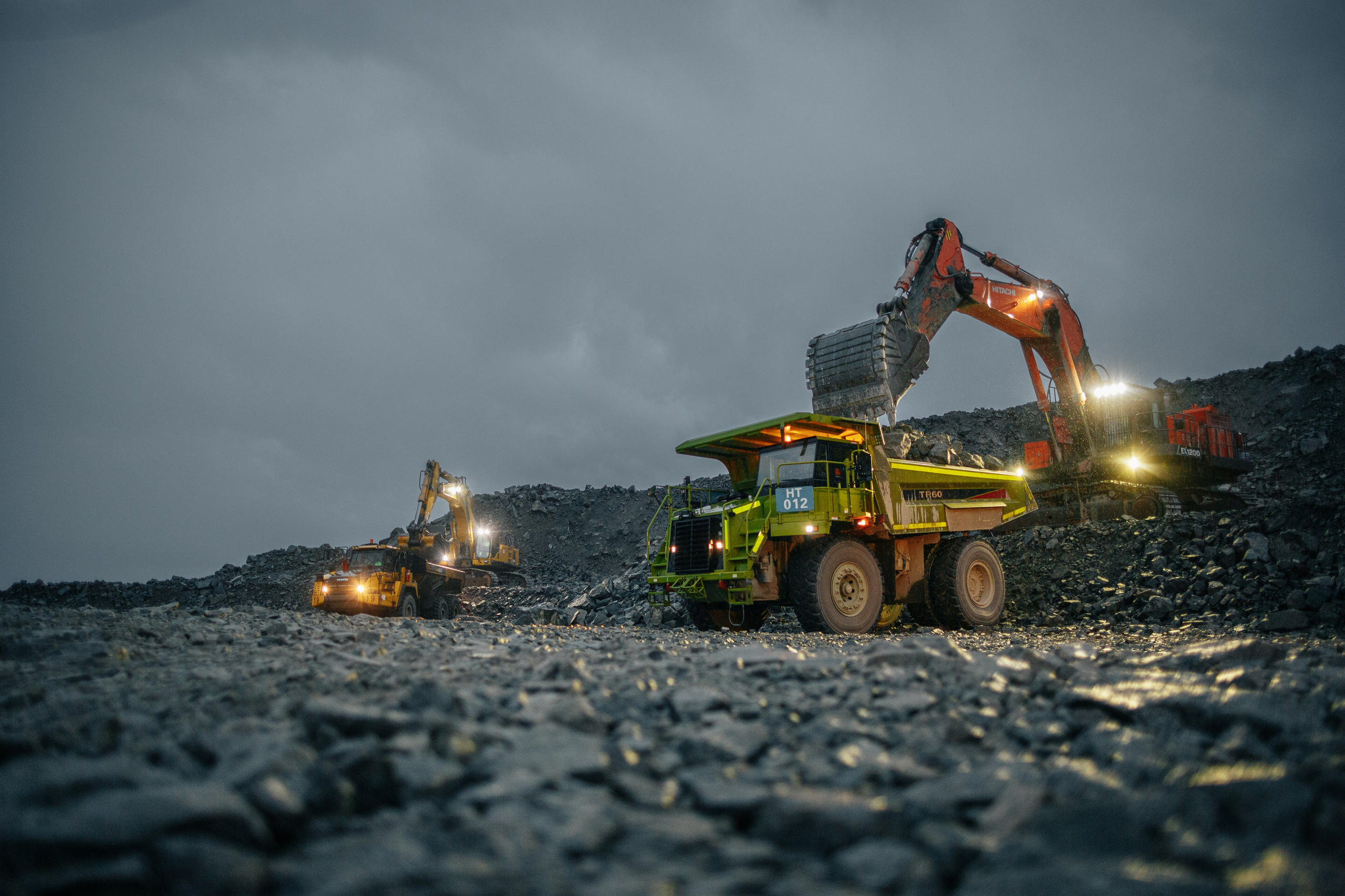 Профессиональный фотограф Виктор Гагарин. Делаю профессиональные производственные фотографии по всей России. Профессиональный фотограф Виктор Гагарин — Промышленная, Event, Портретная, Репортажная съемка в Новокузнецке, Кемерово, Новосибирске