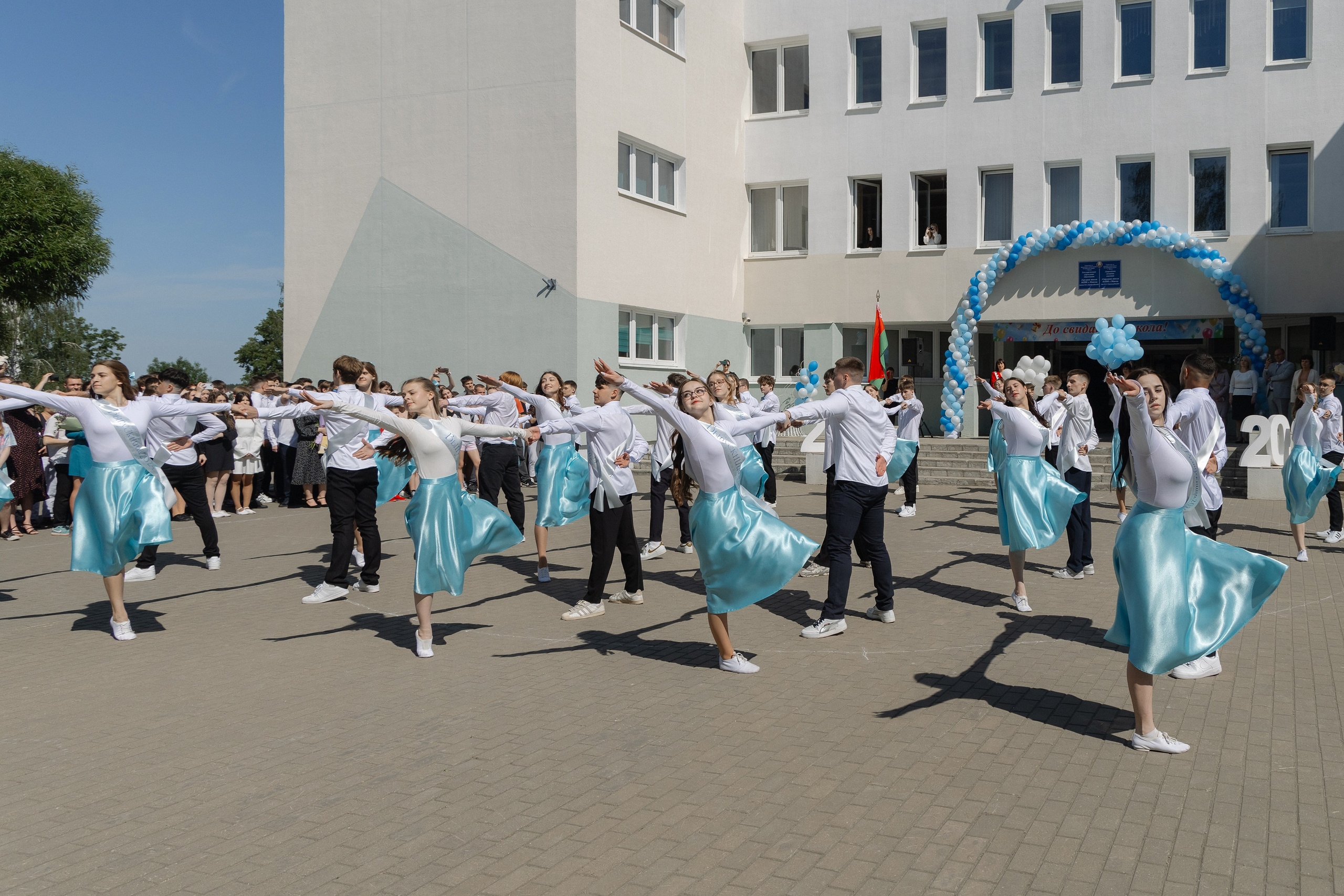 Последний звонок 2024. Свадебный фотограф в Минске/Беларуси Сергей Спиридонов