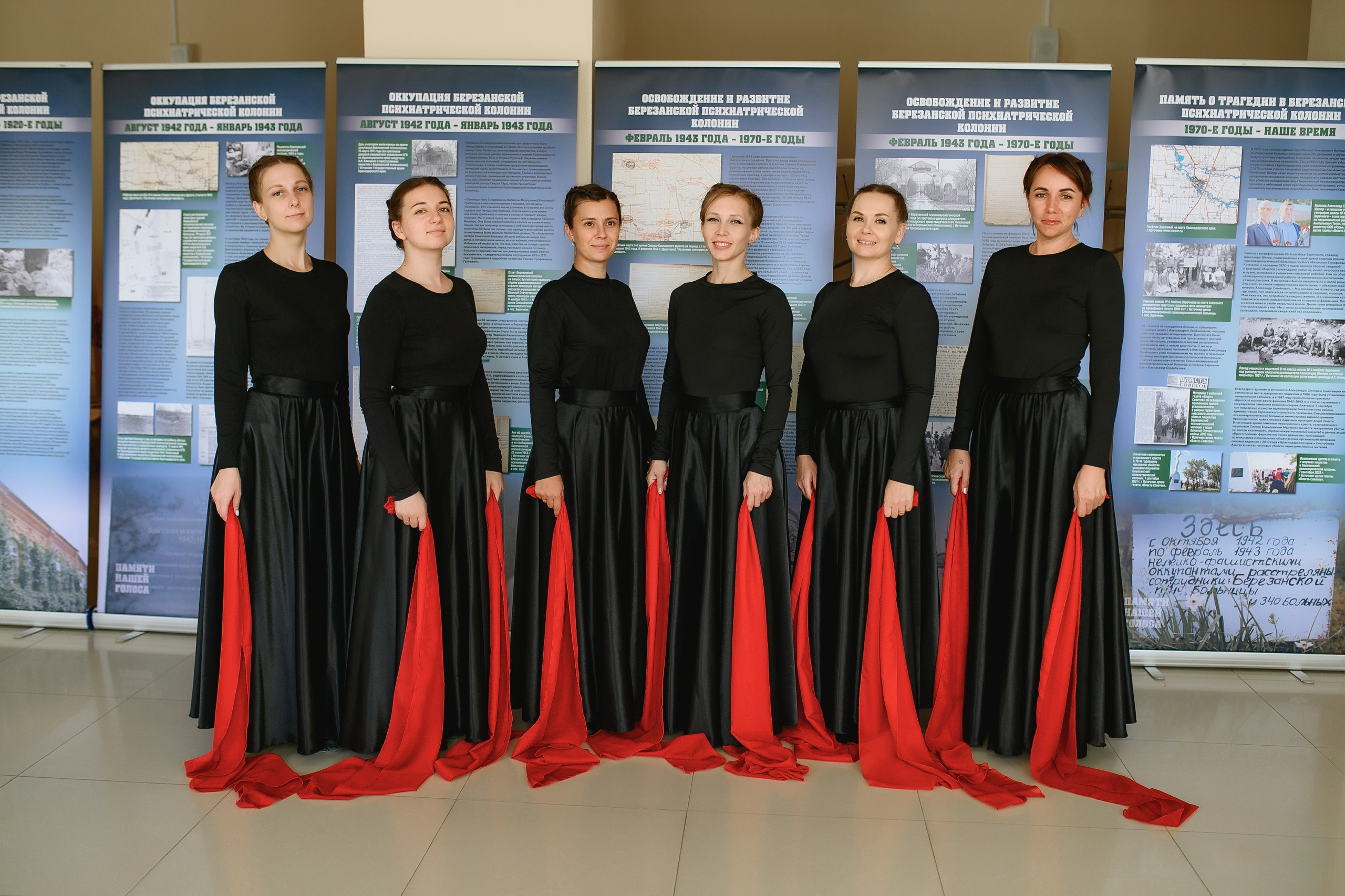 «Памяти нашей голоса» Спектакль. Фотограф Котова Валентина