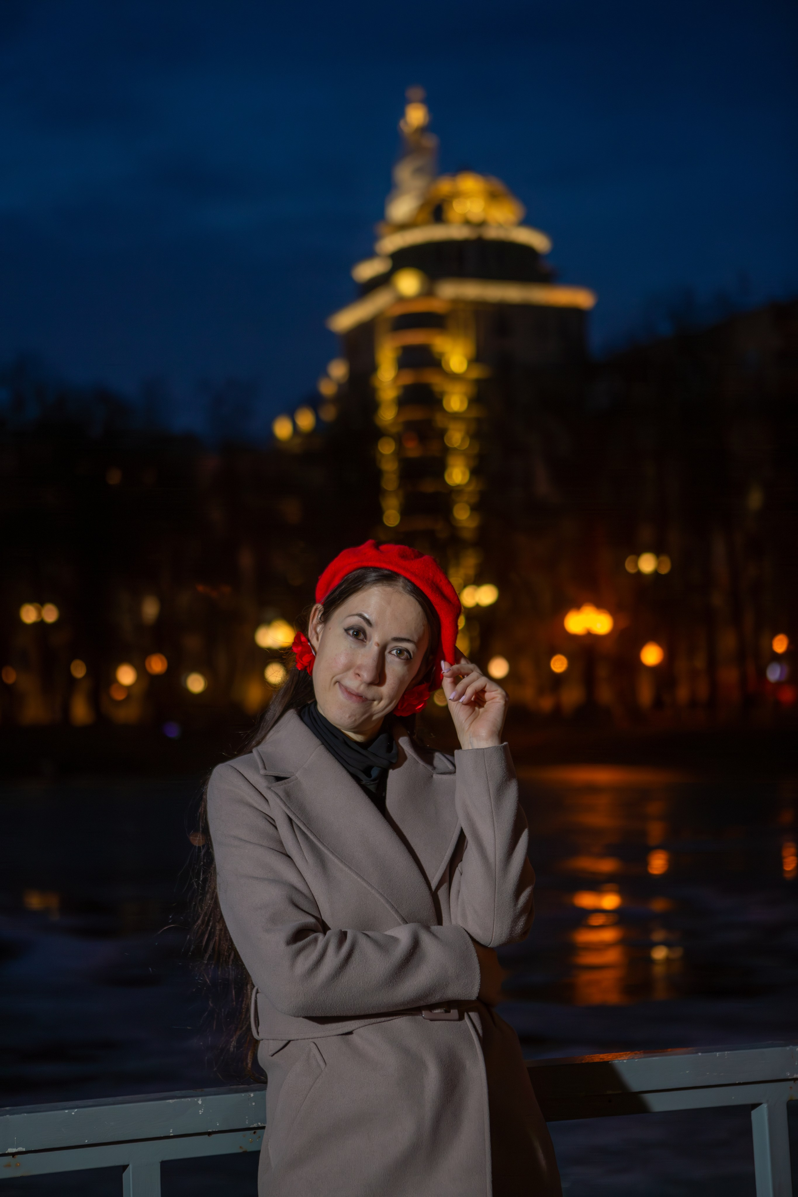 Светлана. Фотопрогулка на Патриарших прудах. Репортажный, семейный, свадебный, портретный фотограф