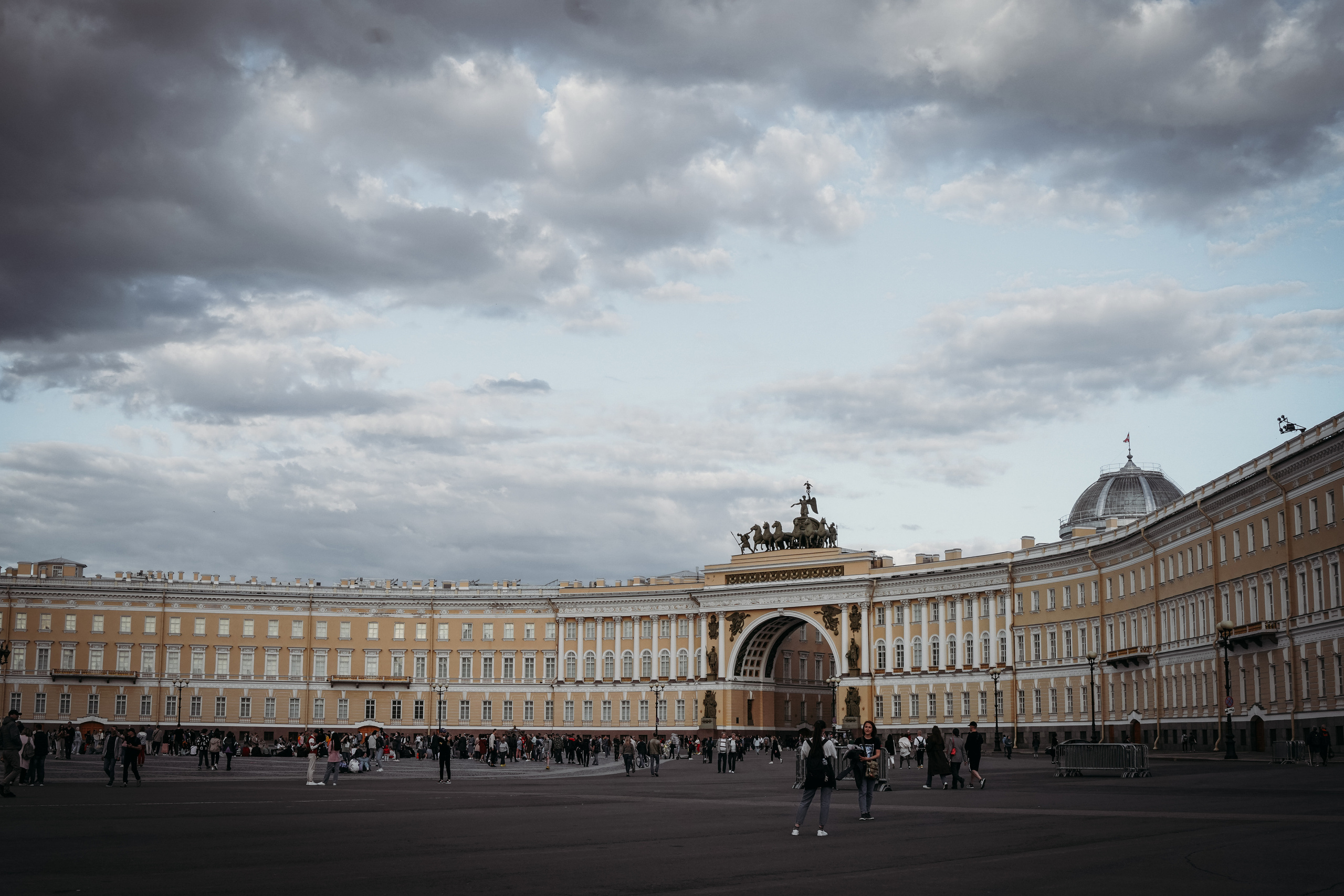 САНКТ-ПЕТЕРБУРГ. Май 2022. Фотограф Наталья Погодина в г. Обнинске