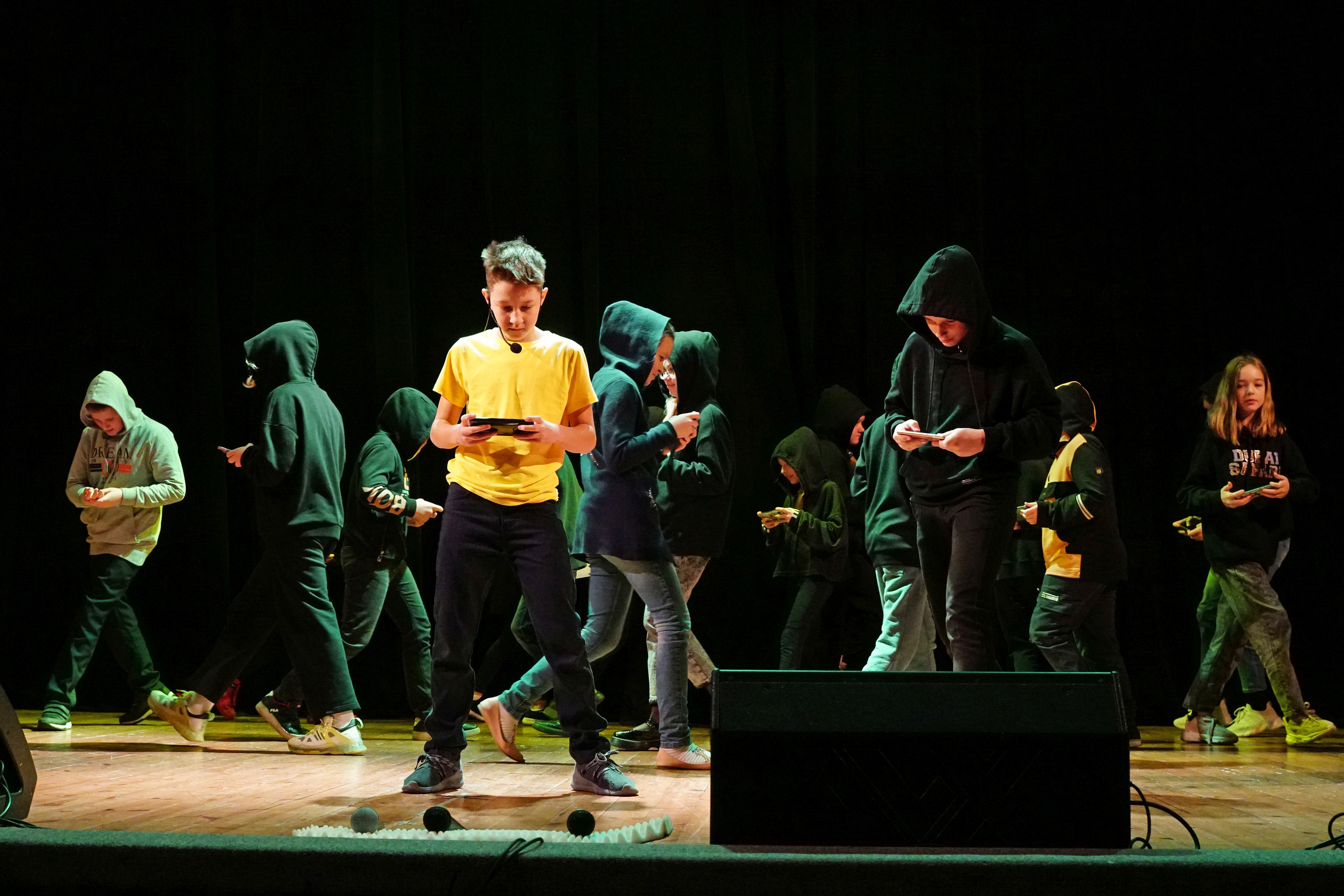 КОНЦЕРТ Обнинской свободной школы. Фотограф Наталья Погодина в г. Обнинске