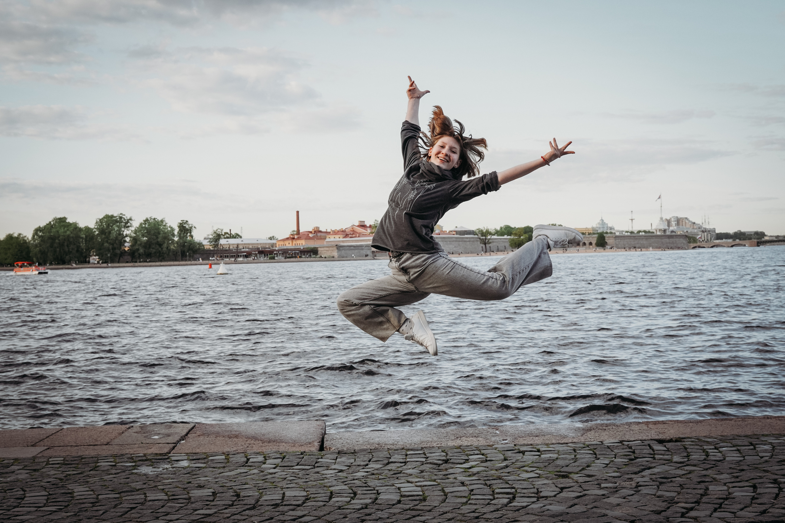 САНКТ-ПЕТЕРБУРГ. Май 2022. Фотограф Наталья Погодина в г. Обнинске